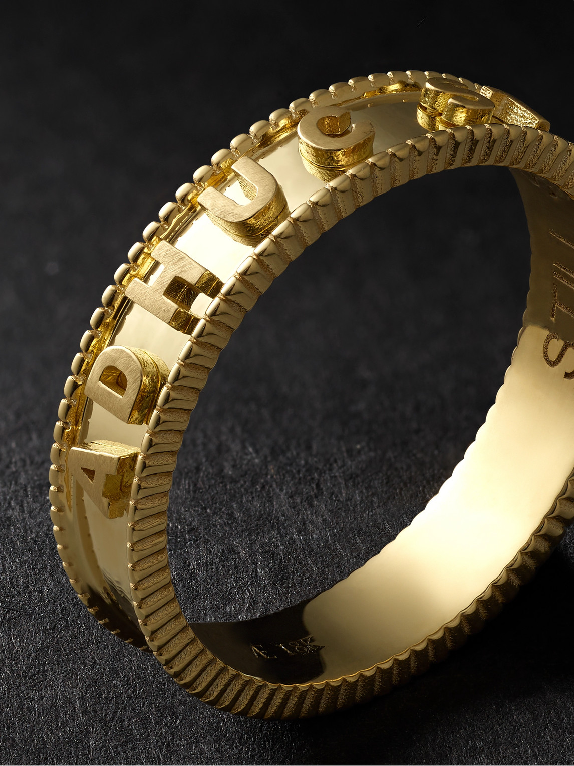 FOUNDRAE 18-KARAT GOLD RING
