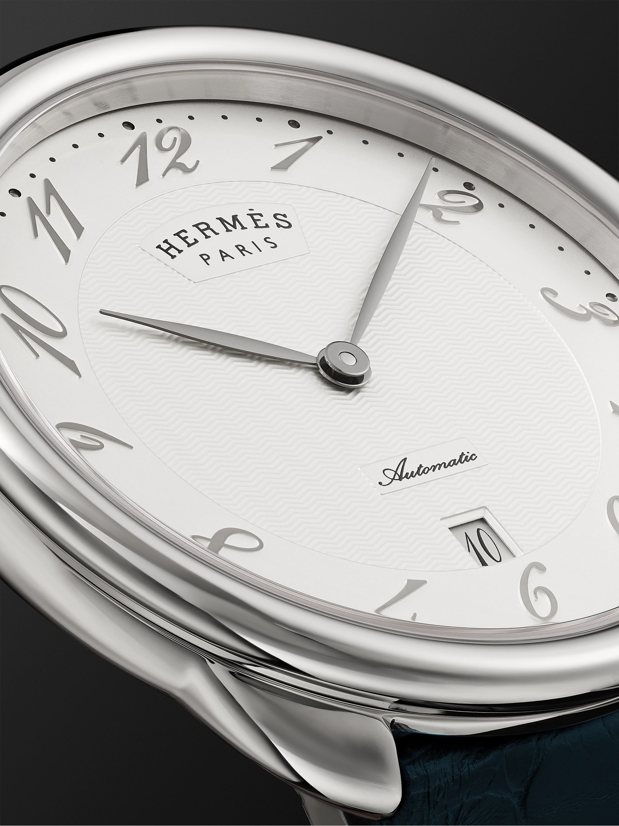 HERMÈS TIMEPIECES Montre Arceau Automatic 40mm Stainless Steel and Alligator Watch, Ref. No. 55547WW00