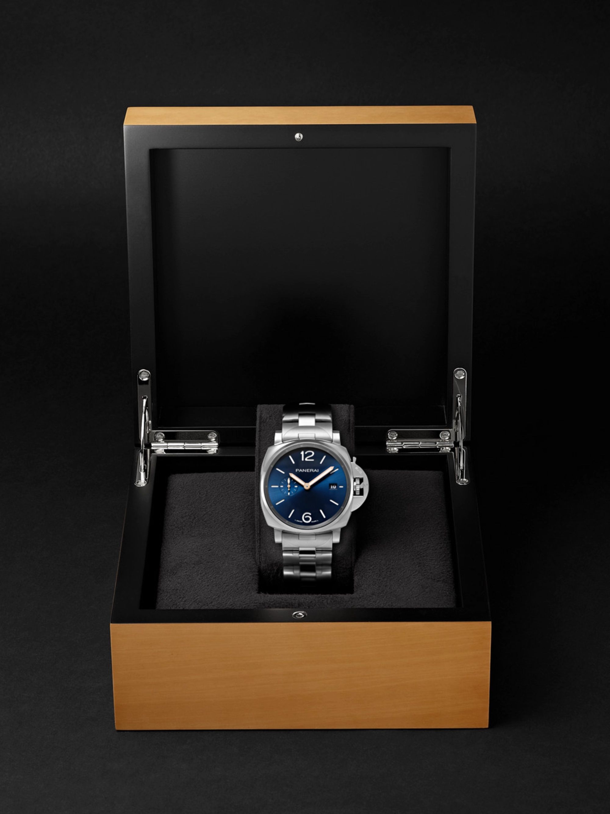 PANERAI Luminor Due Automatic 42mm Stainless Steel Watch, Ref. No. PAM01124