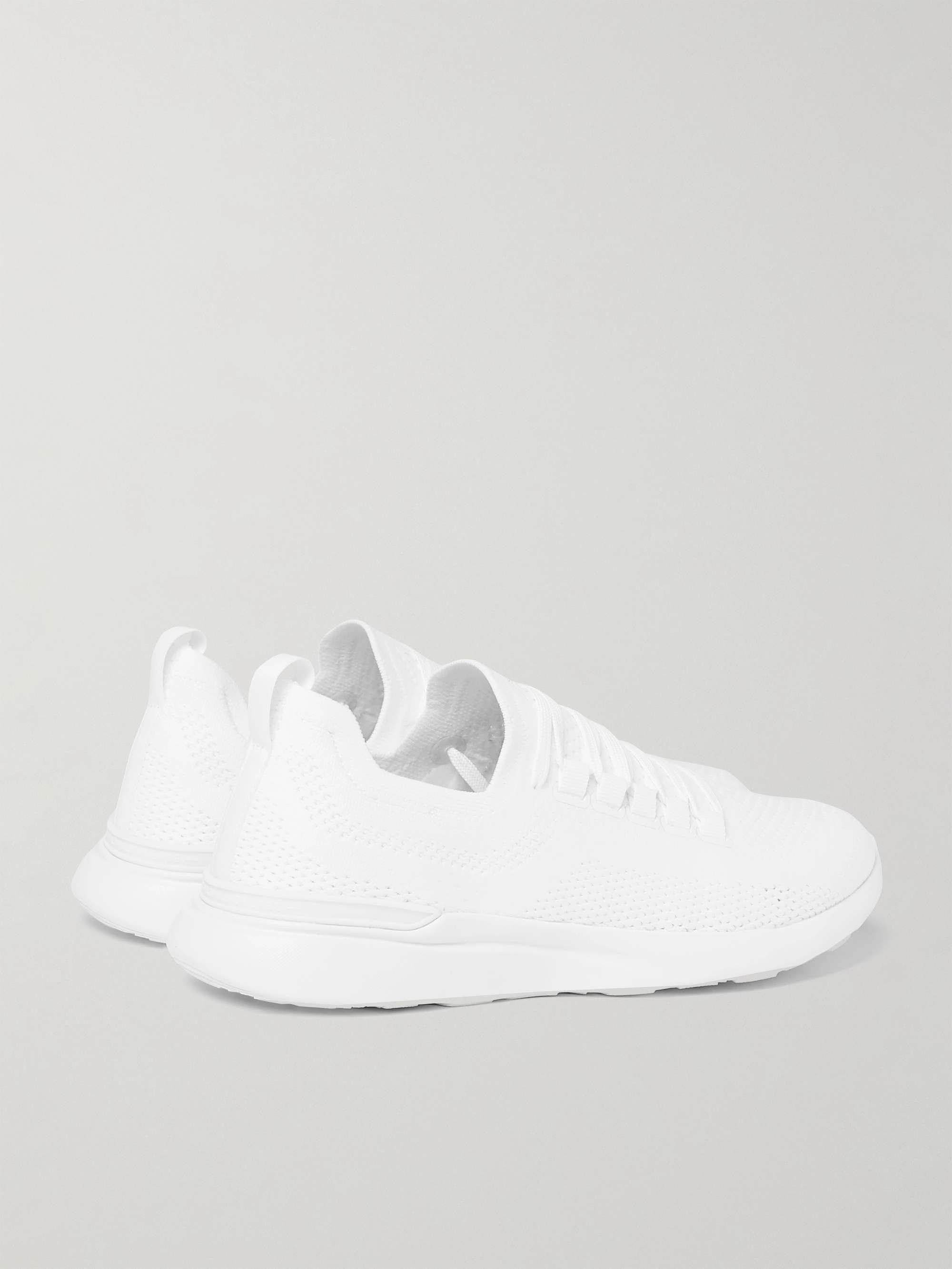 APL ATHLETIC PROPULSION LABS حذاء سنيكرز للركض Breeze من قماش TechLoom