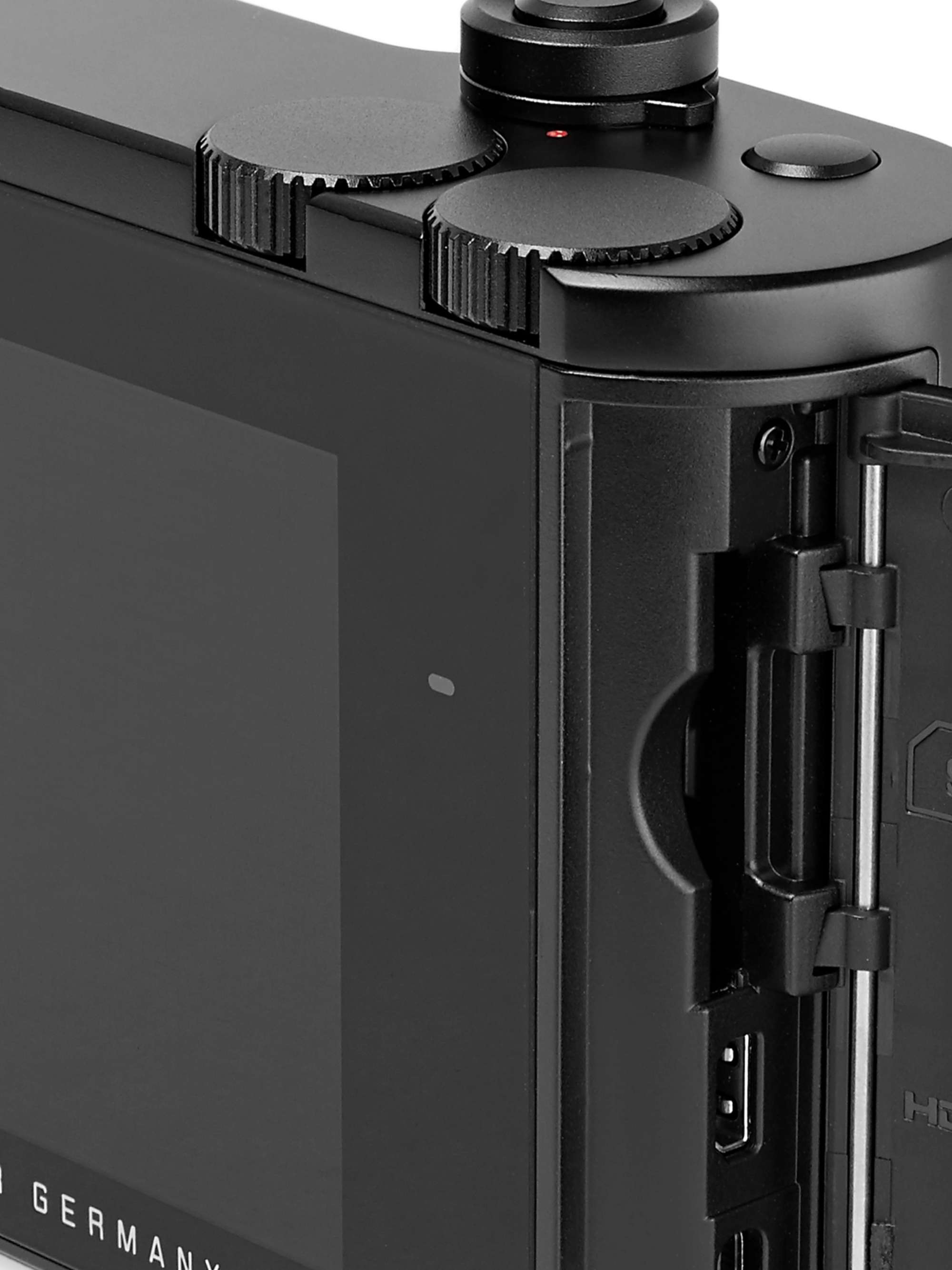 LEICA TL2 System Digital Camera