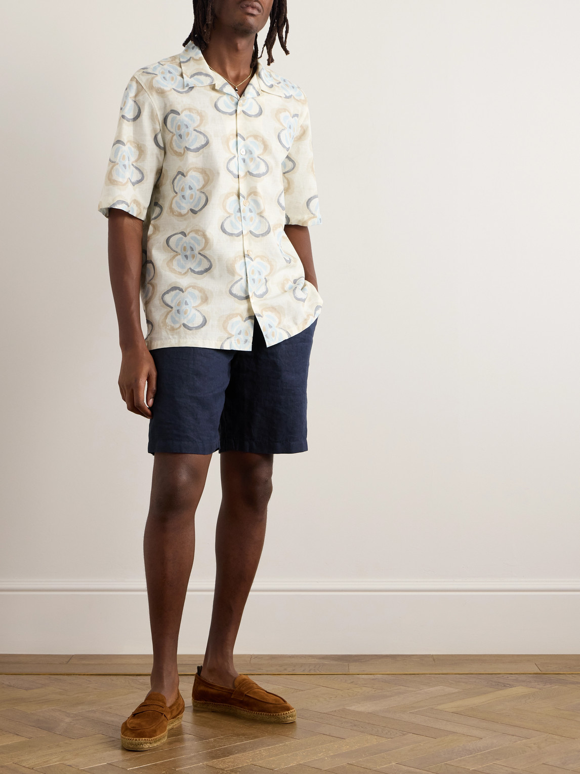 Orlebar Brown Bulldog Slim-fit Straight-leg Stretch-linen And Lyocell-blend Shorts In Blue