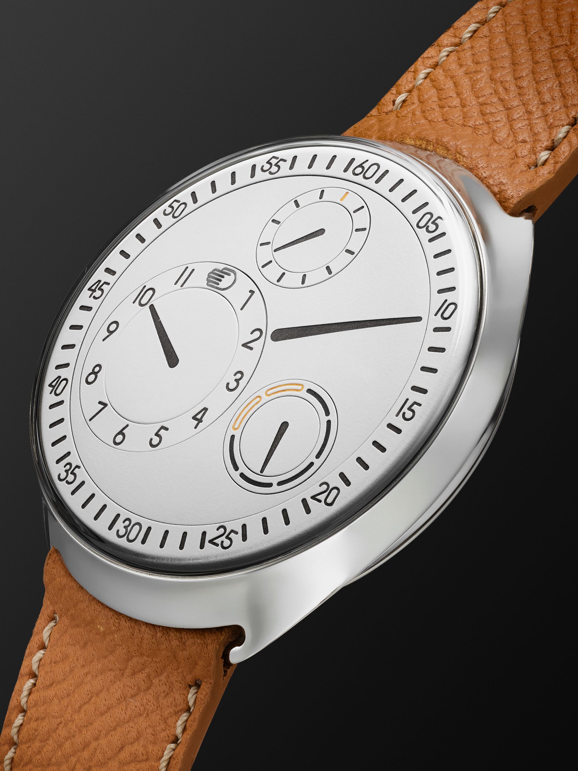 RESSENCE ساعة Type 1 الميكانيكية بقطر 42 مم من التيتانيوم وجلد النعام، الرقم المرجعي: TYPE 1W