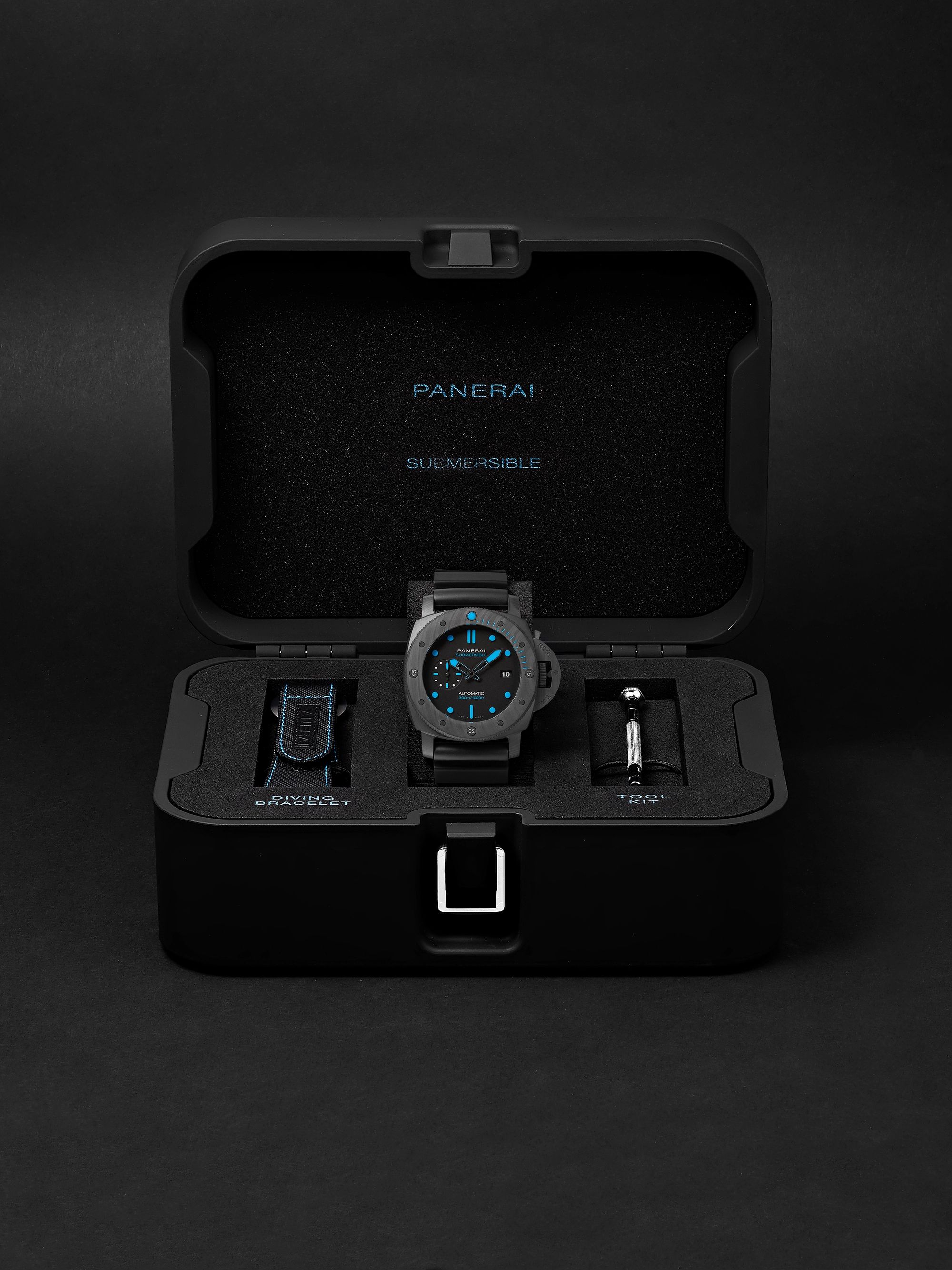 PANERAI Submersible Automatic 47mm Carbotech and Rubber Watch, Ref. No. PAM01616