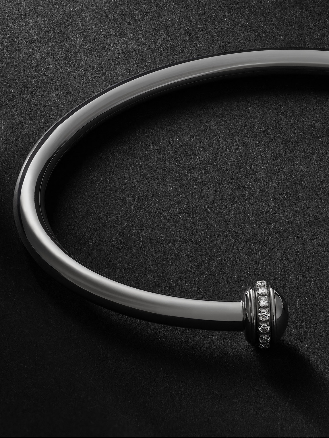 Piaget Possession 18-karat White Gold Diamond Cuff In Silver