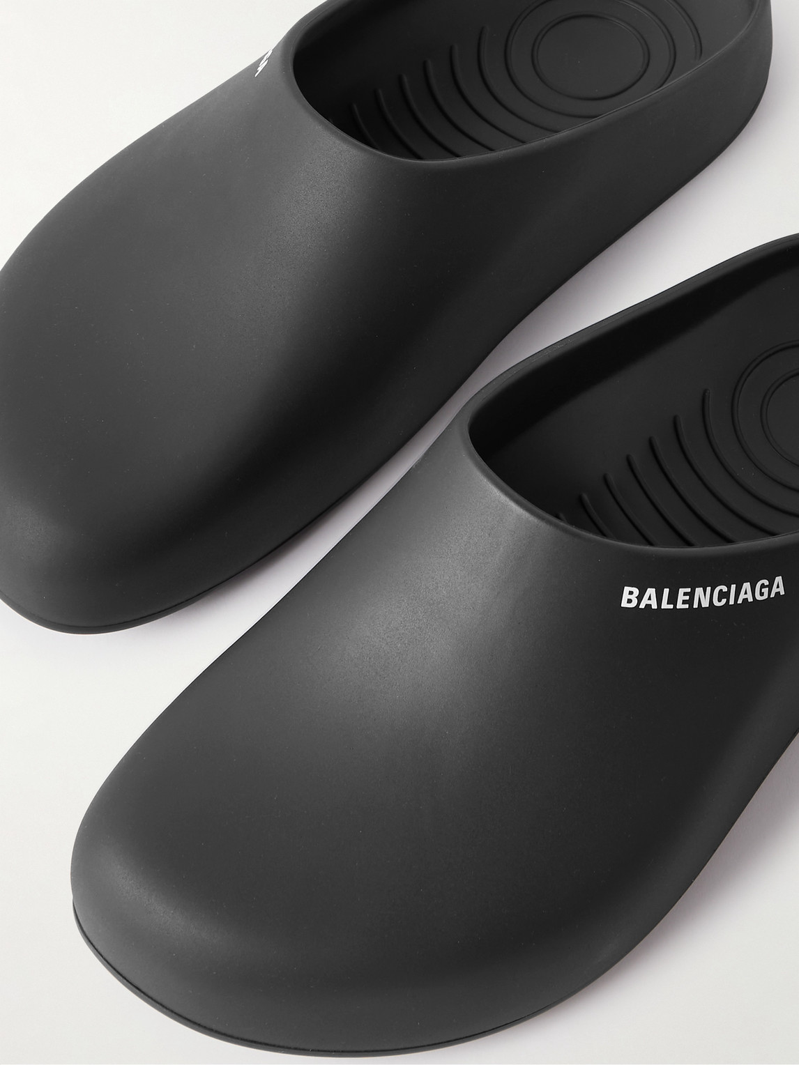 Shop Balenciaga Pool Logo-print Rubber Sandals In Black