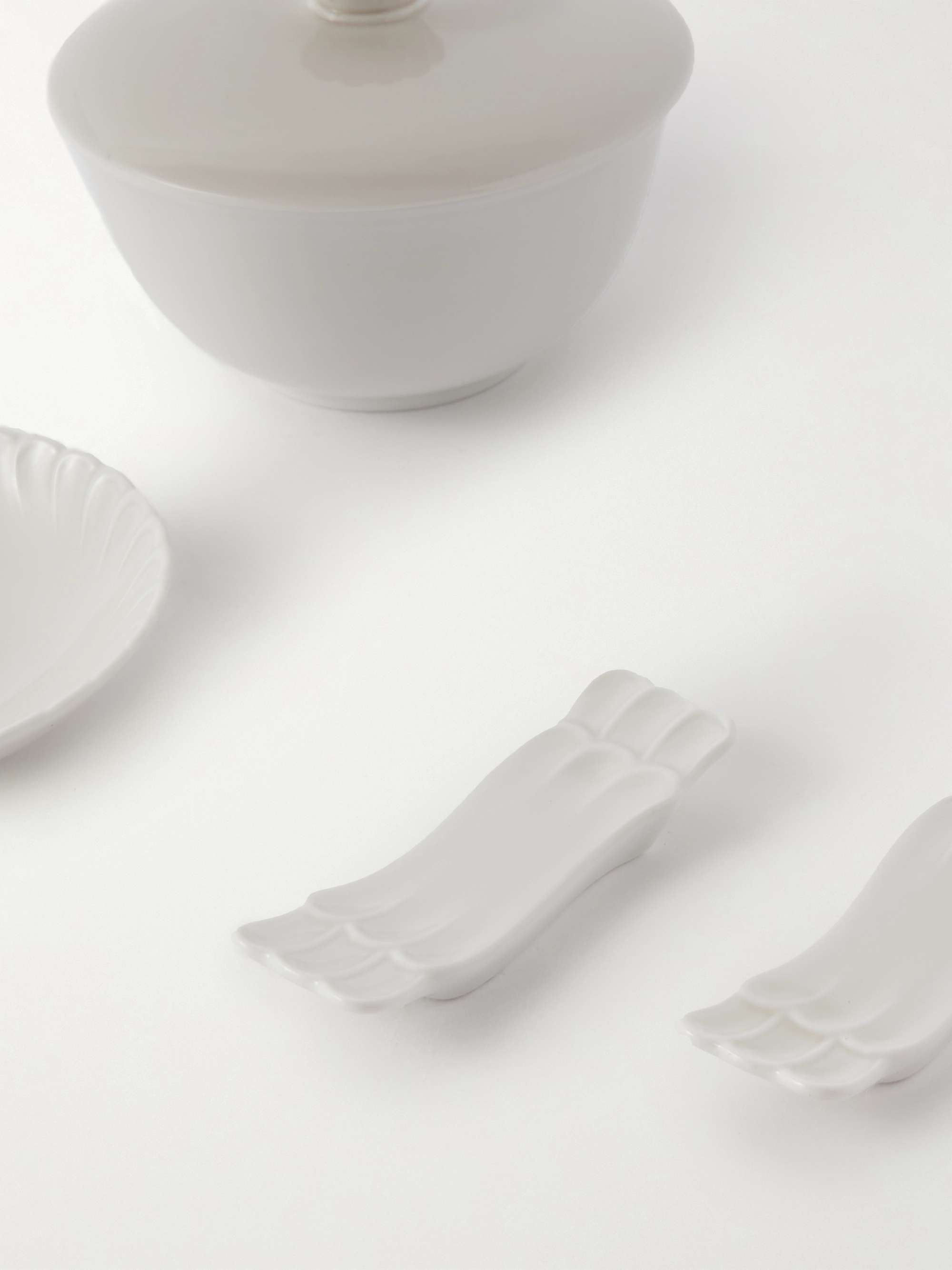 BUCCELLATI + Ginori Asia Set of Two Porcelain Bowls and Chopstick Holders