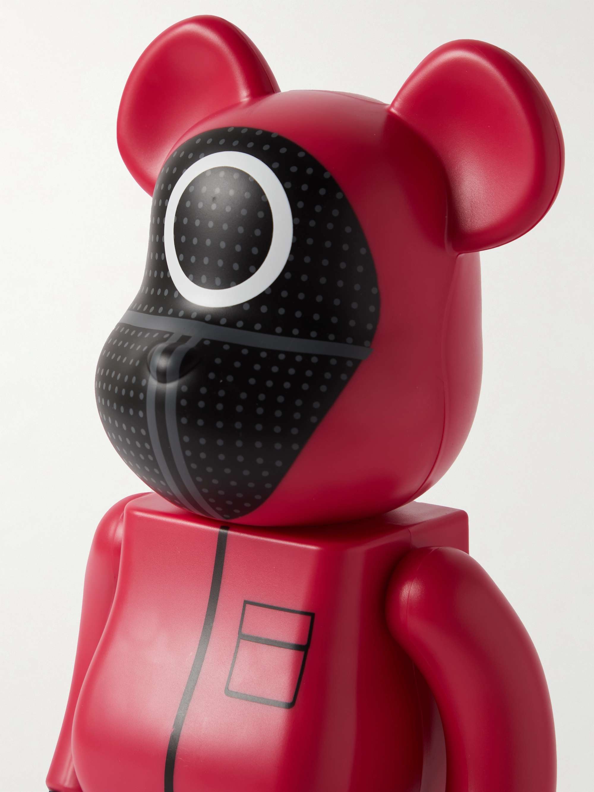 BE@RBRICK + Squid Game Set aus 100% und 400% Dekofiguren aus bedrucktem PVC