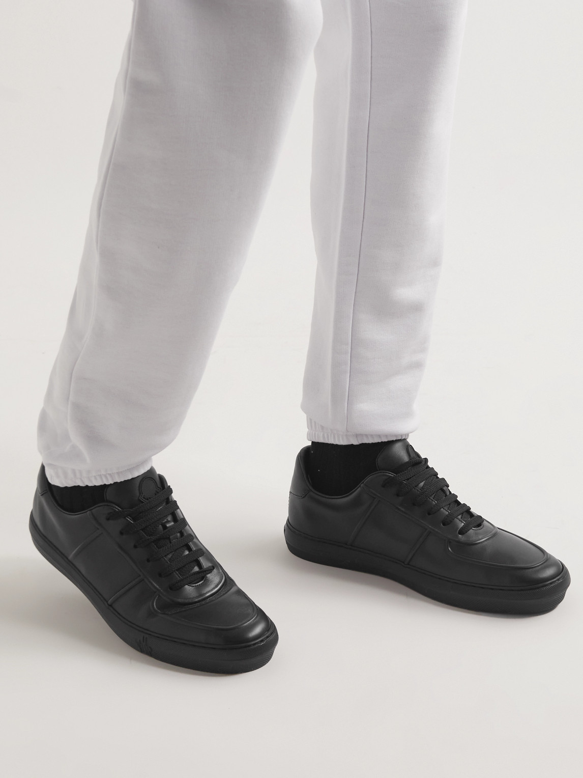 Shop Moncler Neue York Logo-appliquéd Leather Sneakers In Black