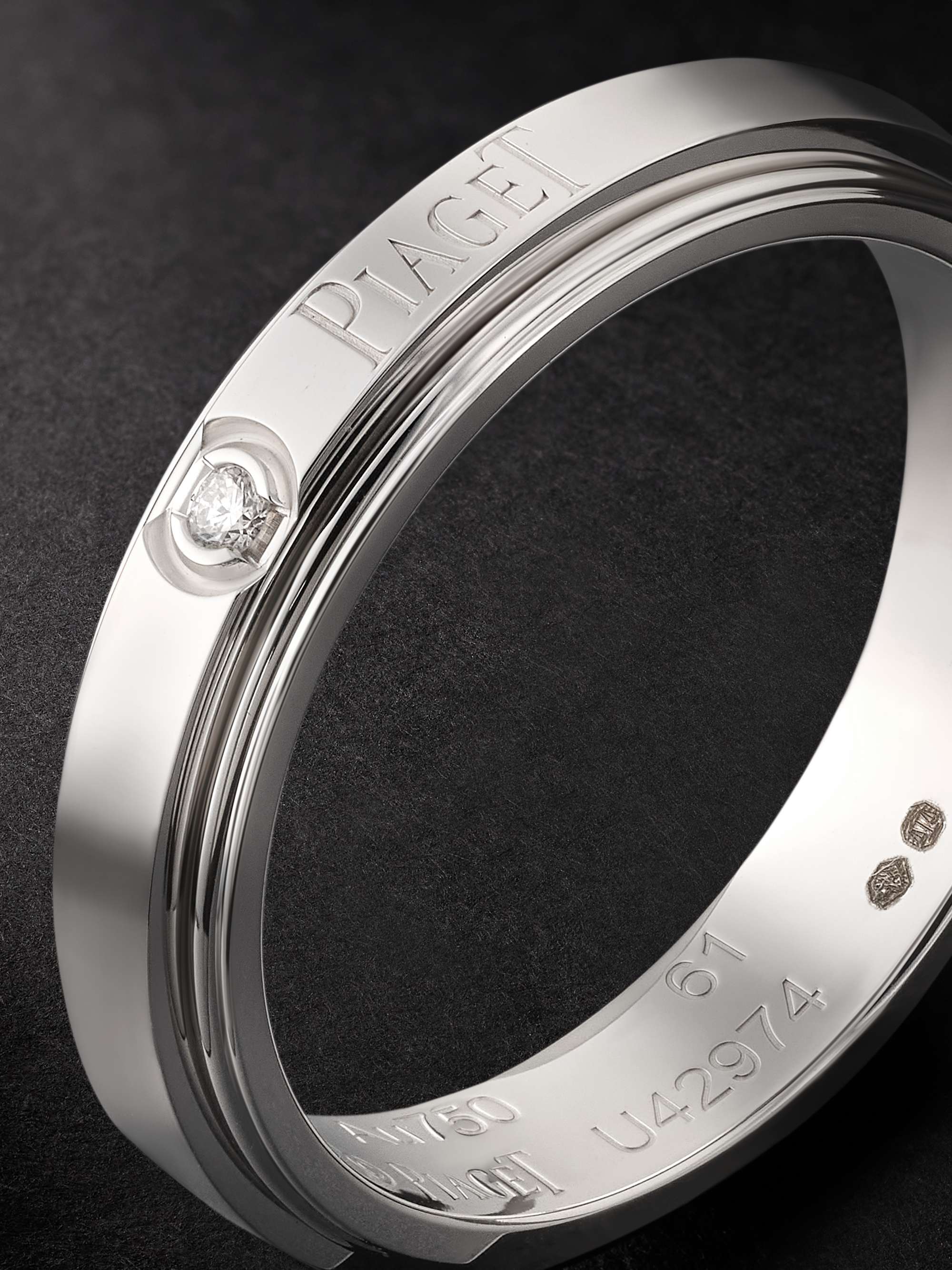 PIAGET Possession Logo-Engraved 18-Karat White Gold Diamond Ring