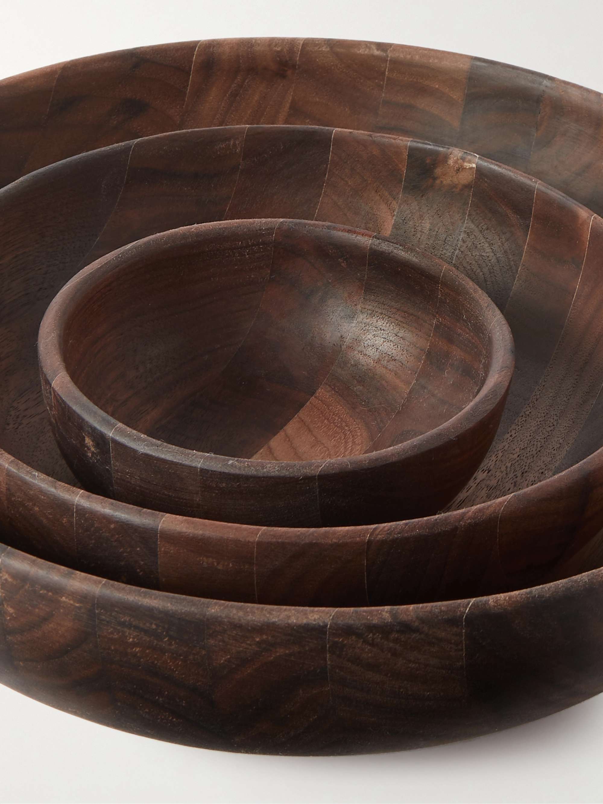 THE CONRAN SHOP Set of Three Walnut Bowls