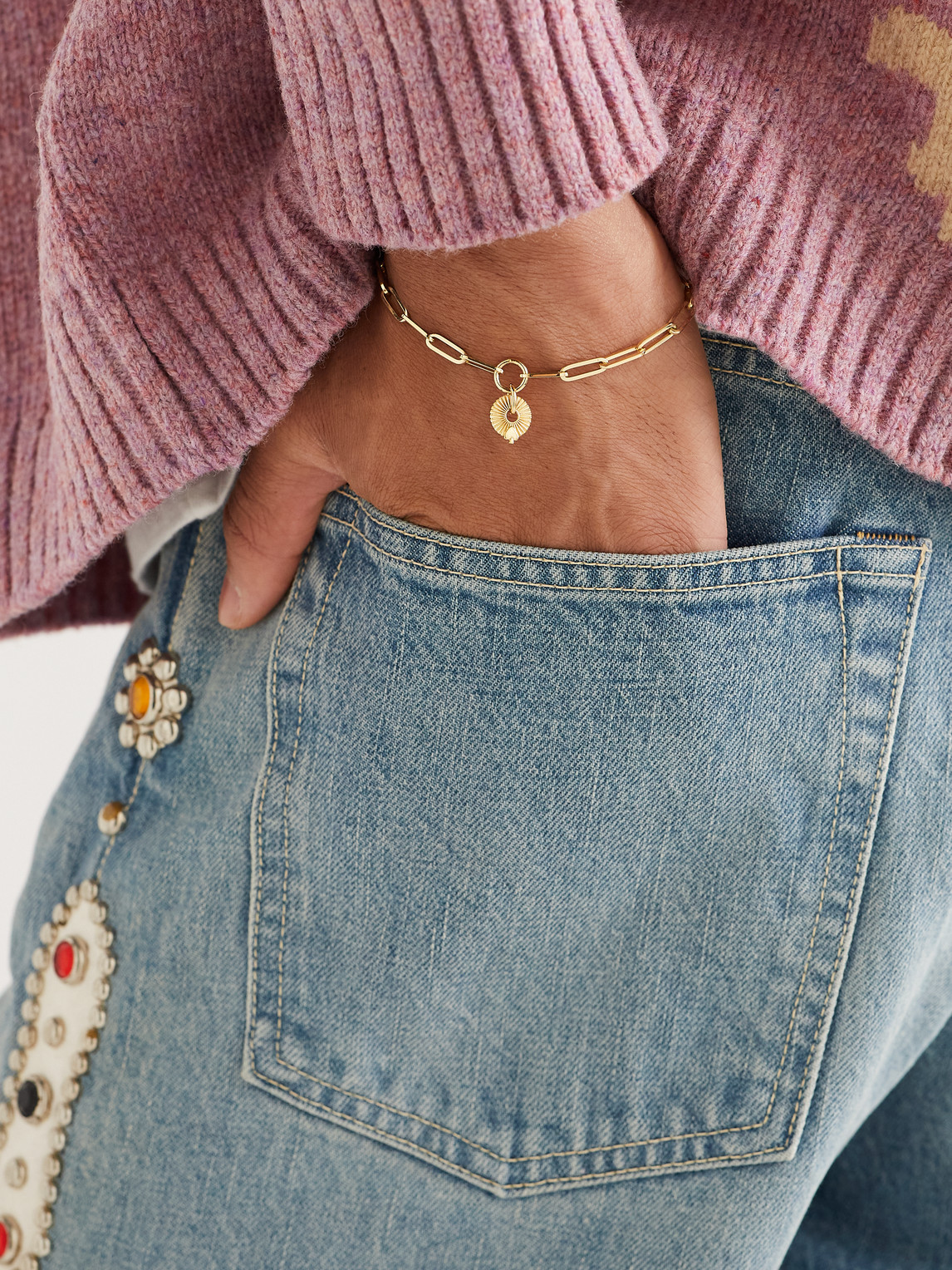 FOUNDRAE CLASSIC FOB CLIP CHAIN AND SPADE DISK 18-KARAT GOLD BRACELET