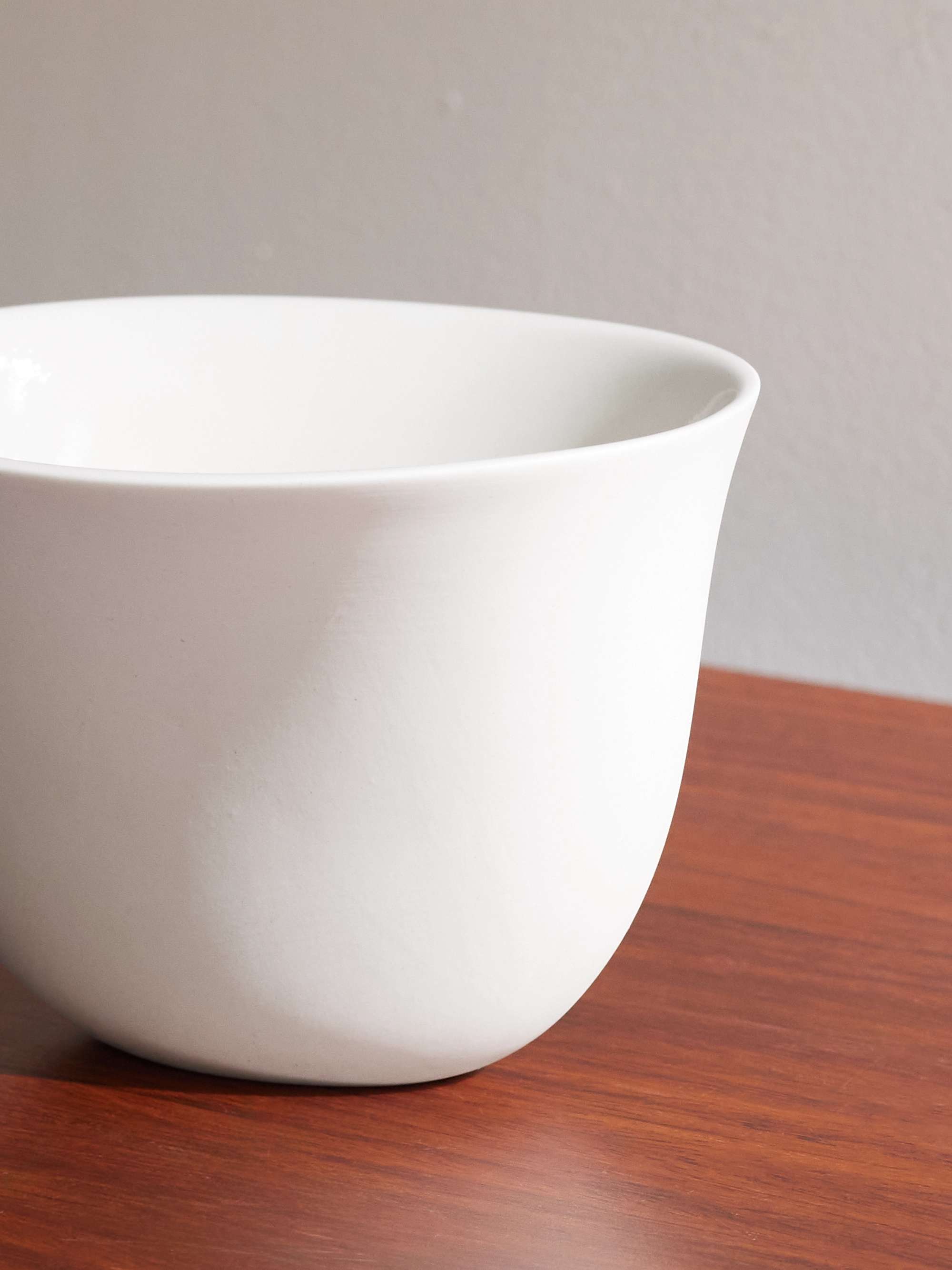 AUTOTELIC OBJECTS Tazza in porcellana