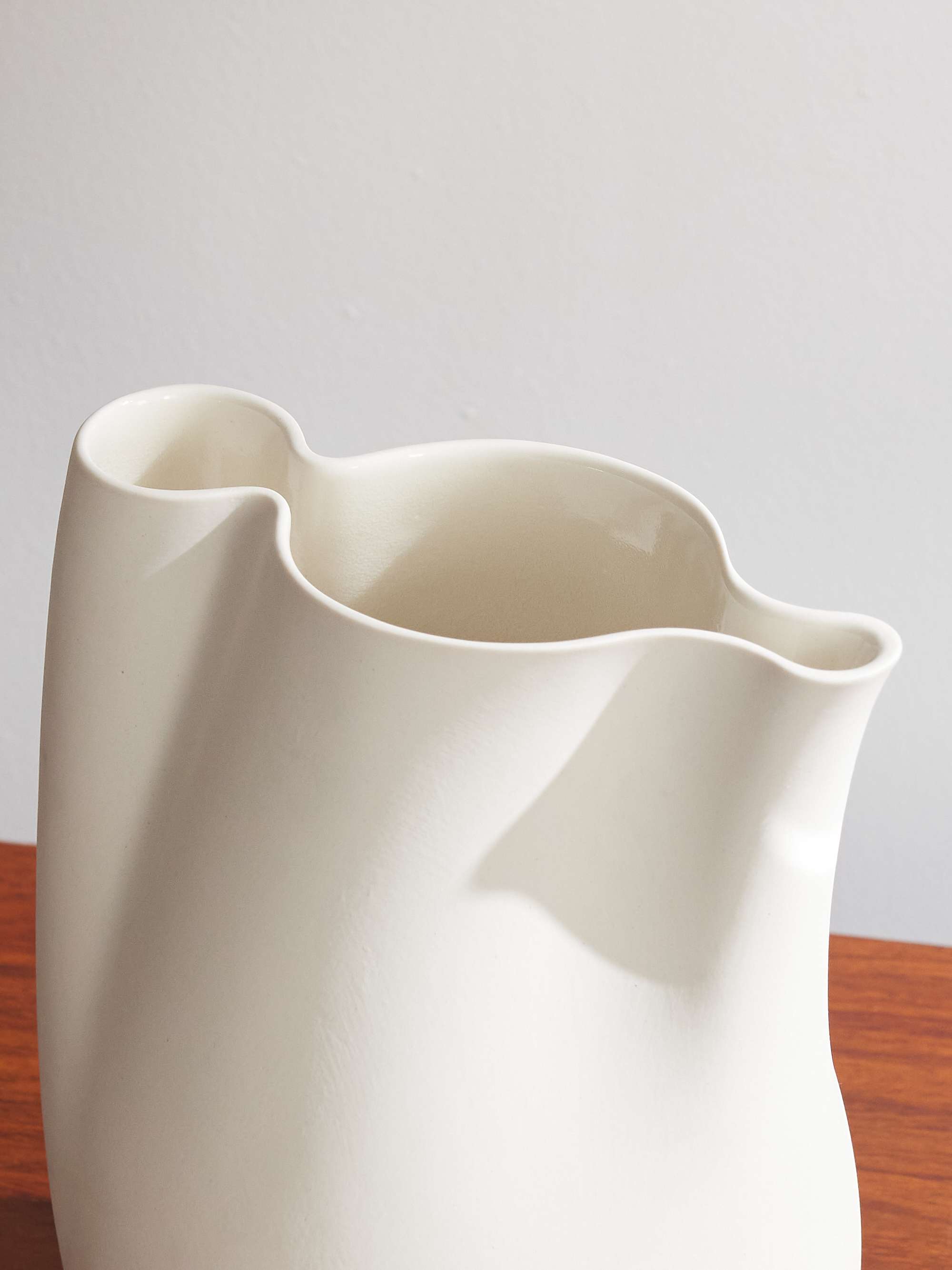 AUTOTELIC OBJECTS Pourer Large Porcelain Jug