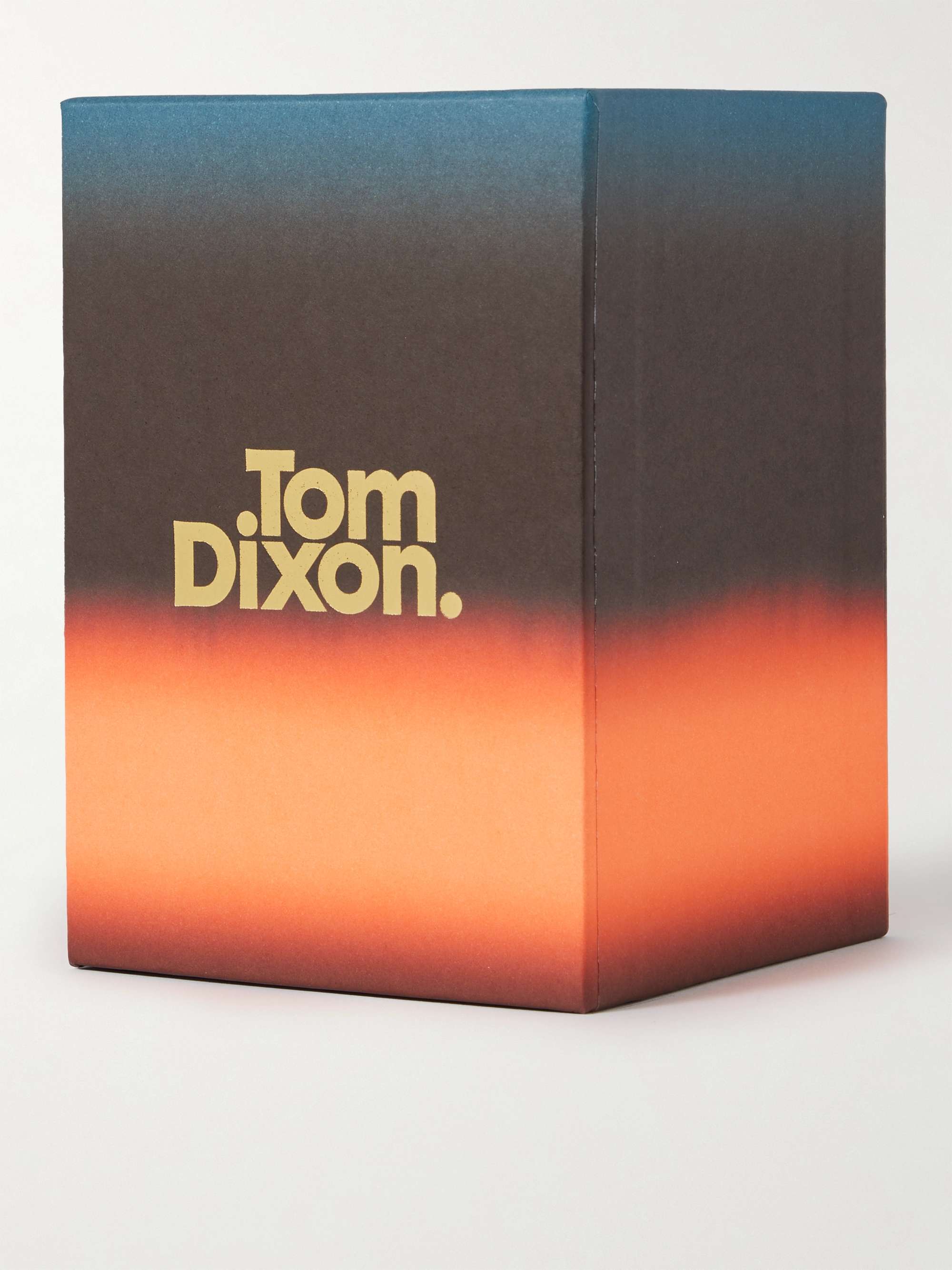 TOM DIXON Earth Scented Candle, 700g