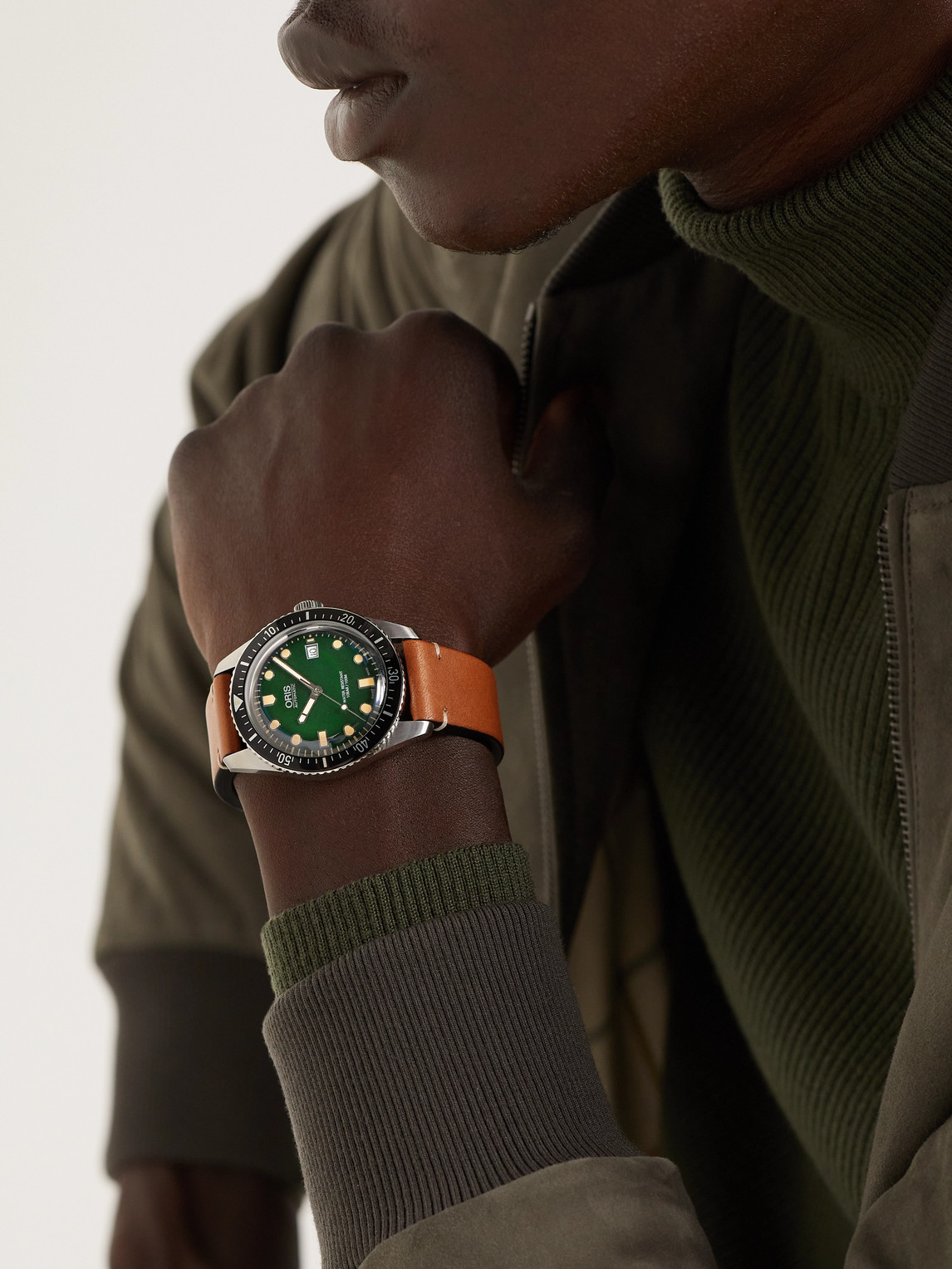 Divers Sixty-Five Date Automatic Stainless Steel Watch, Ref. 01 733 7720 4057-07 5 21 45 — 2