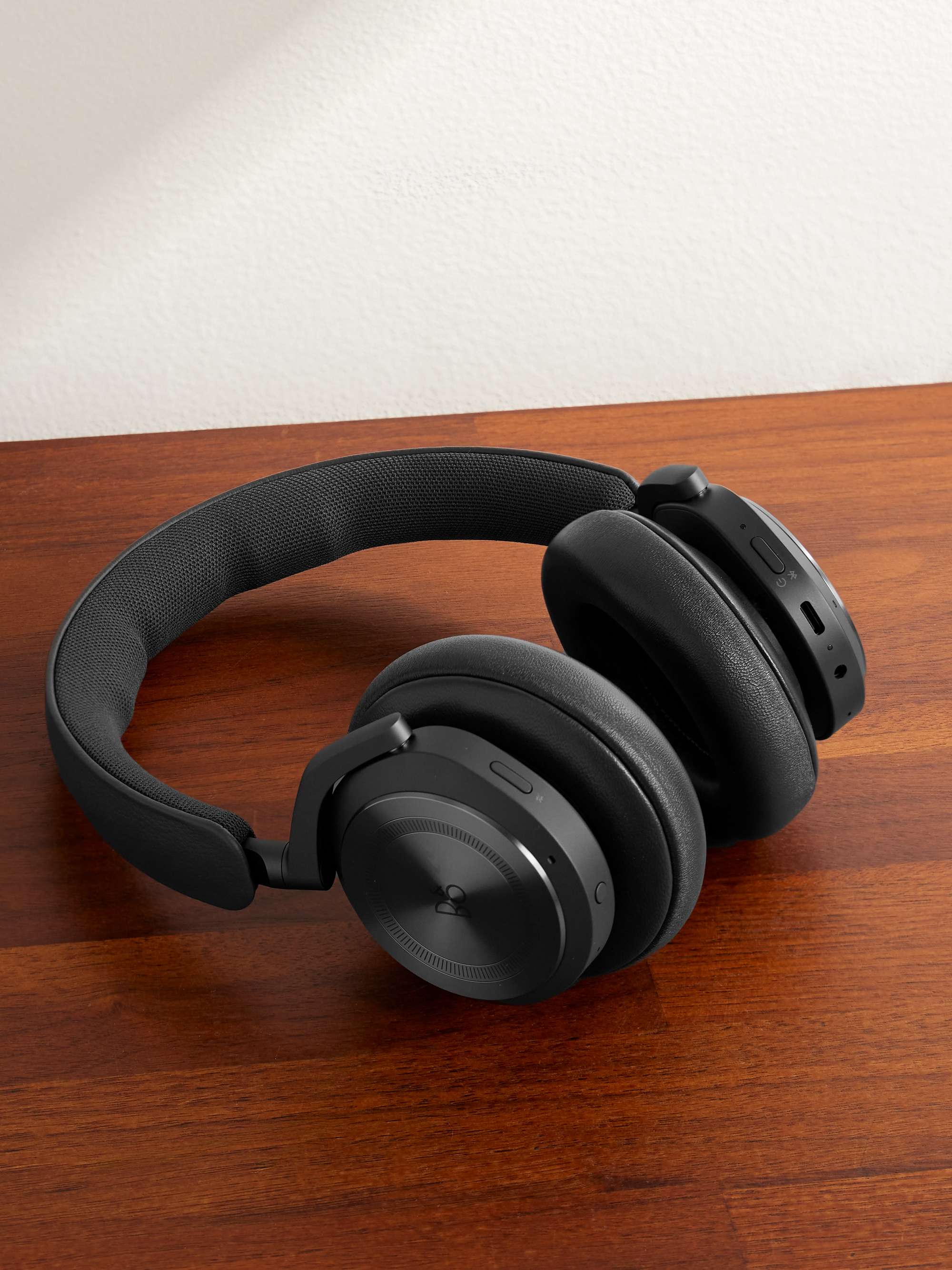 【美品】BANG \u0026 OLUFSEN BEOPLAY HX BLACK