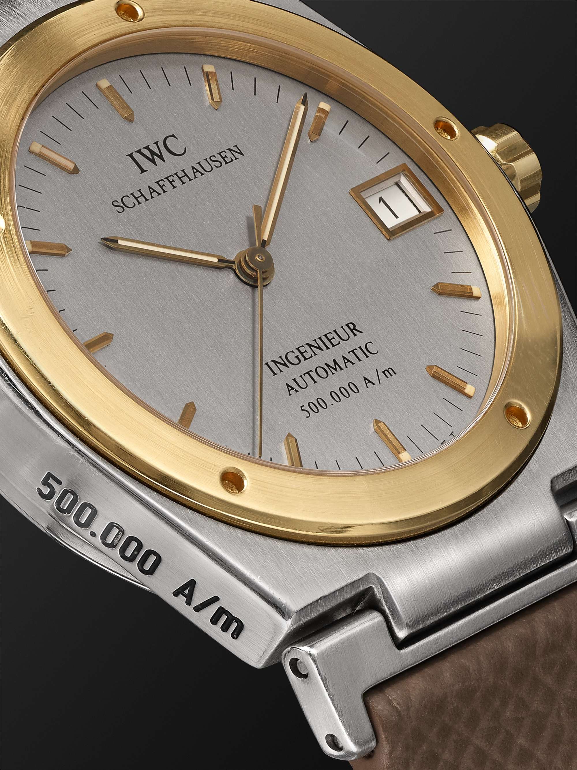WATCH BROTHERS LONDON ساعة IWC Ingenieur المملوكة مسبقاً من التسعينات أوتوماتيكية من الذهب عيار 18 قيراط والفولاذ والجلد المحبب بالكامل بقطر 34 مم، الرقم المرجعي 3518