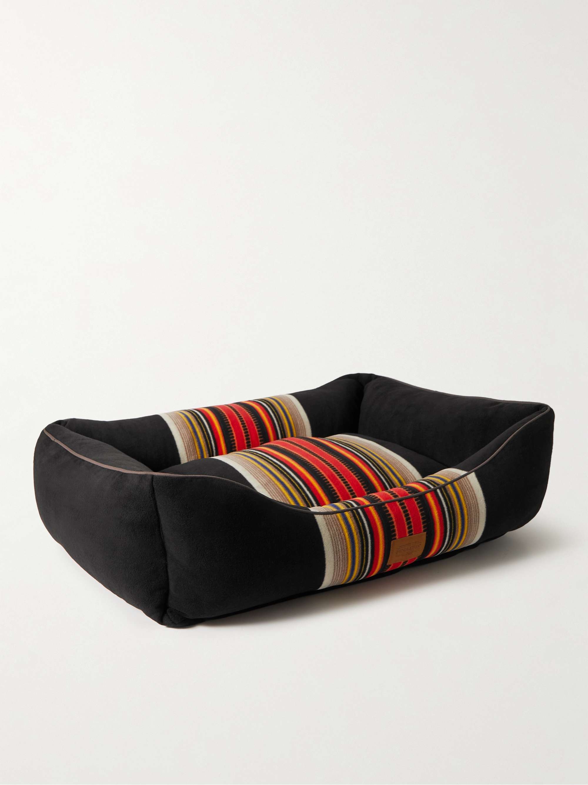 PENDLETON Kuddler Large Striped Fleece Dog Bed