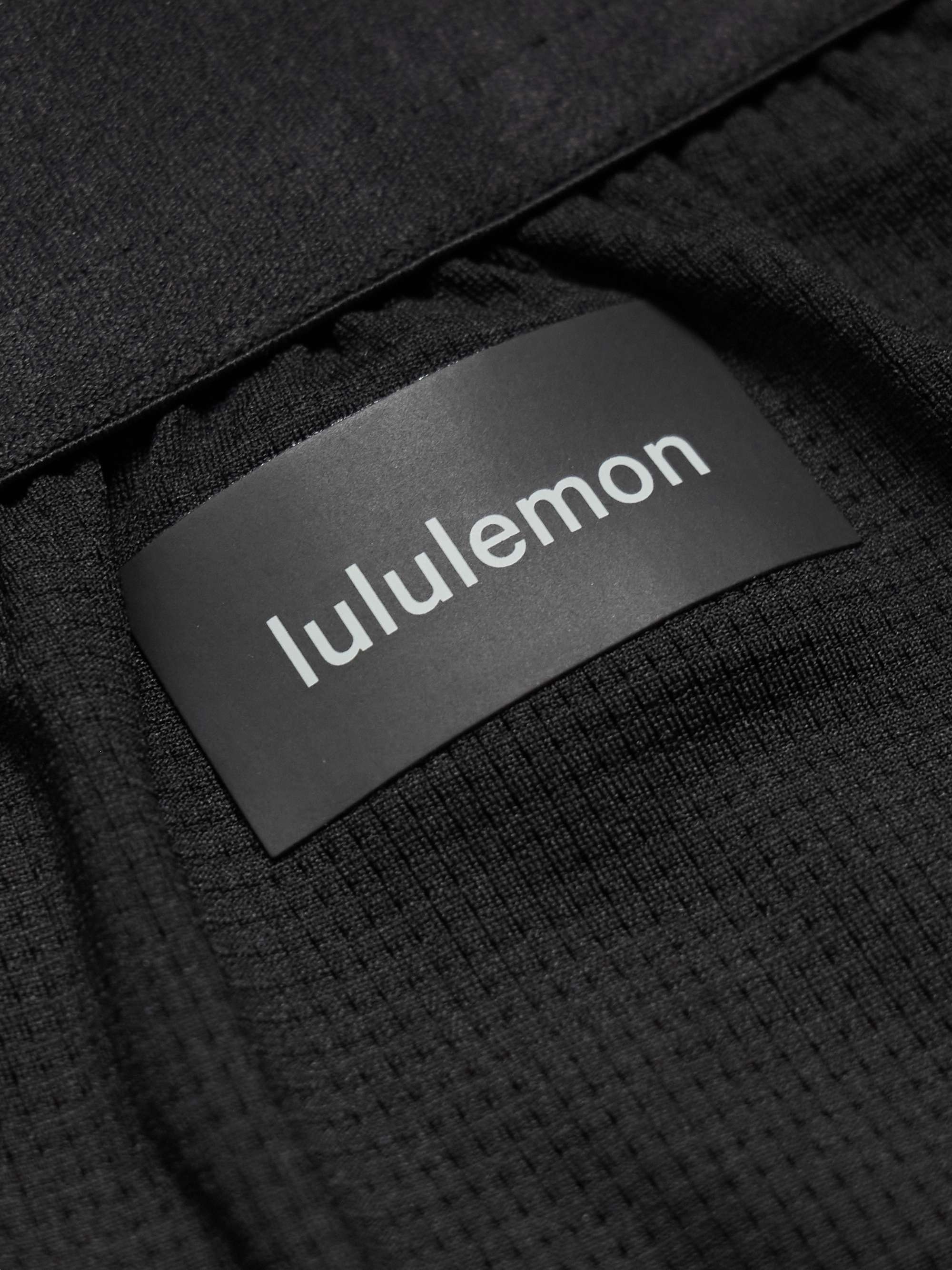 LULULEMON 