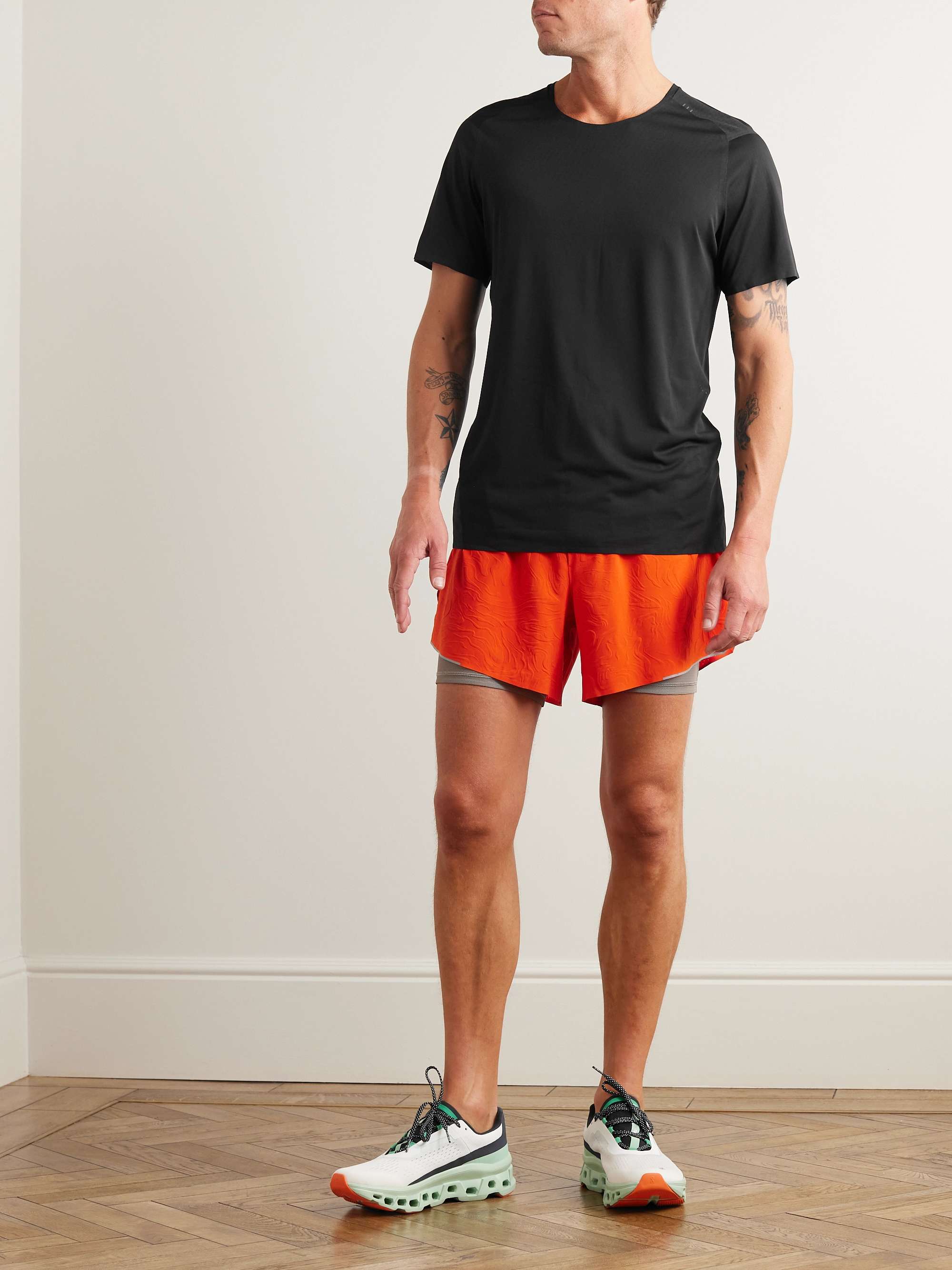 LULULEMON 
