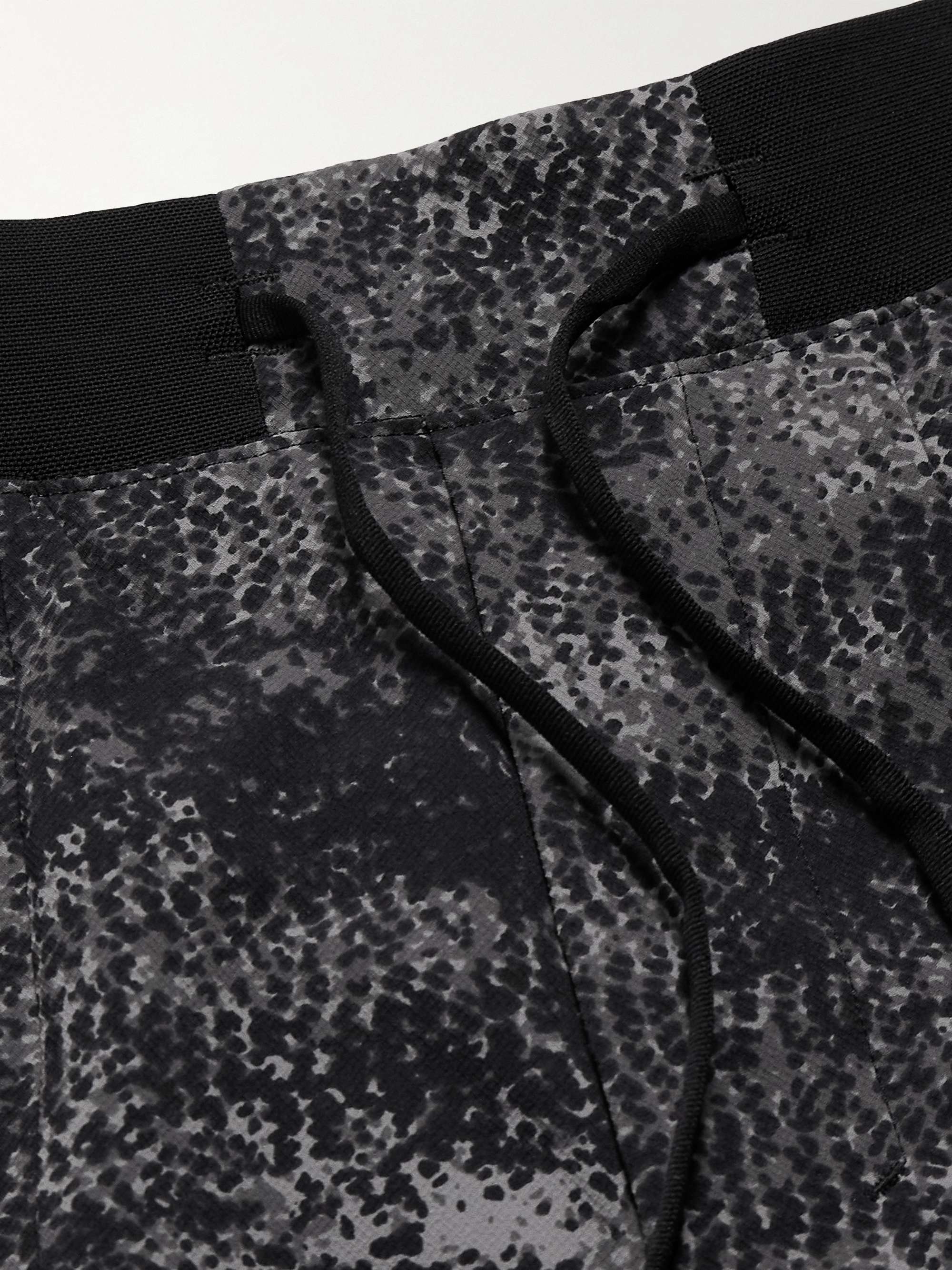 LULULEMON 