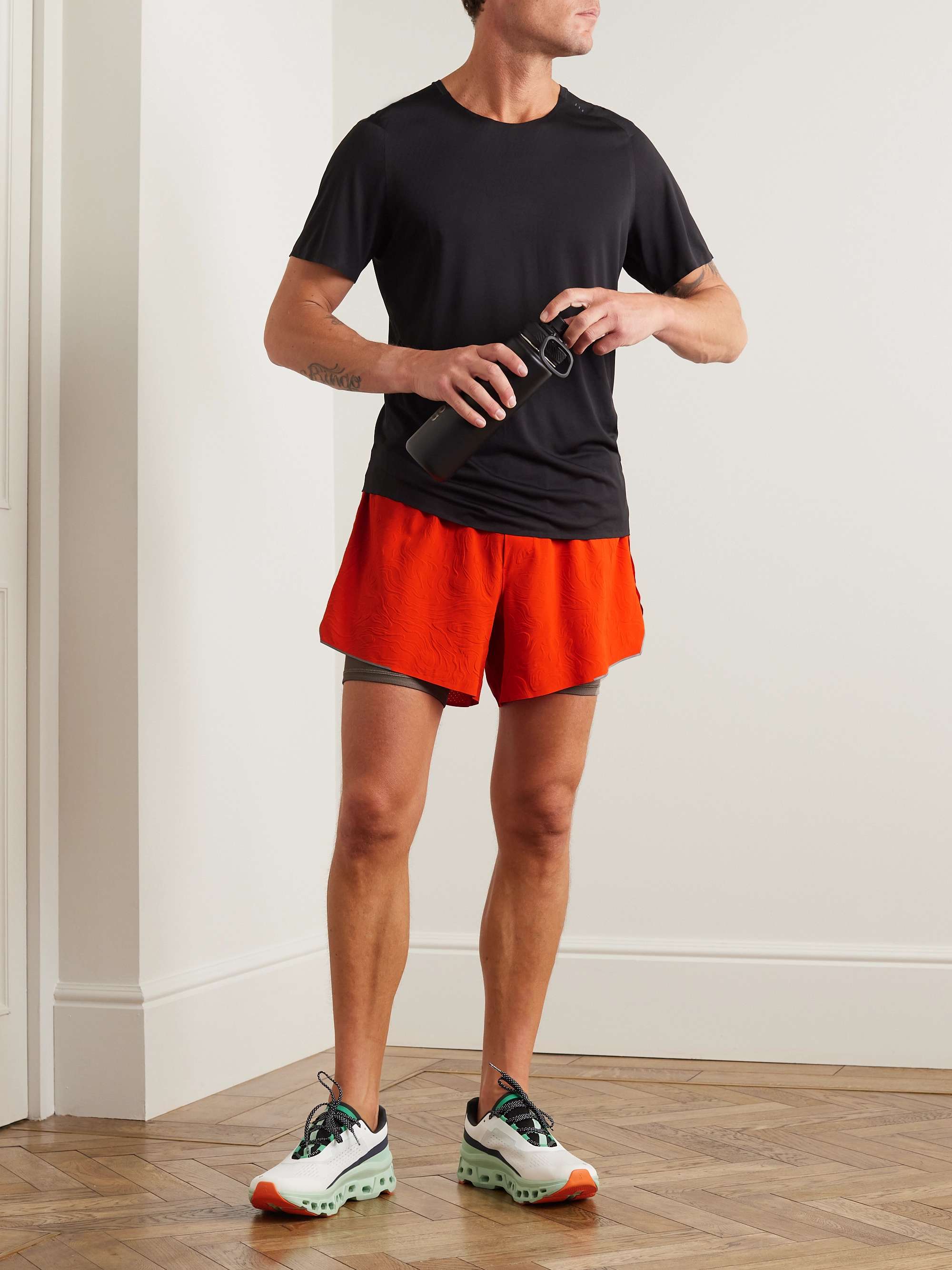 LULULEMON 