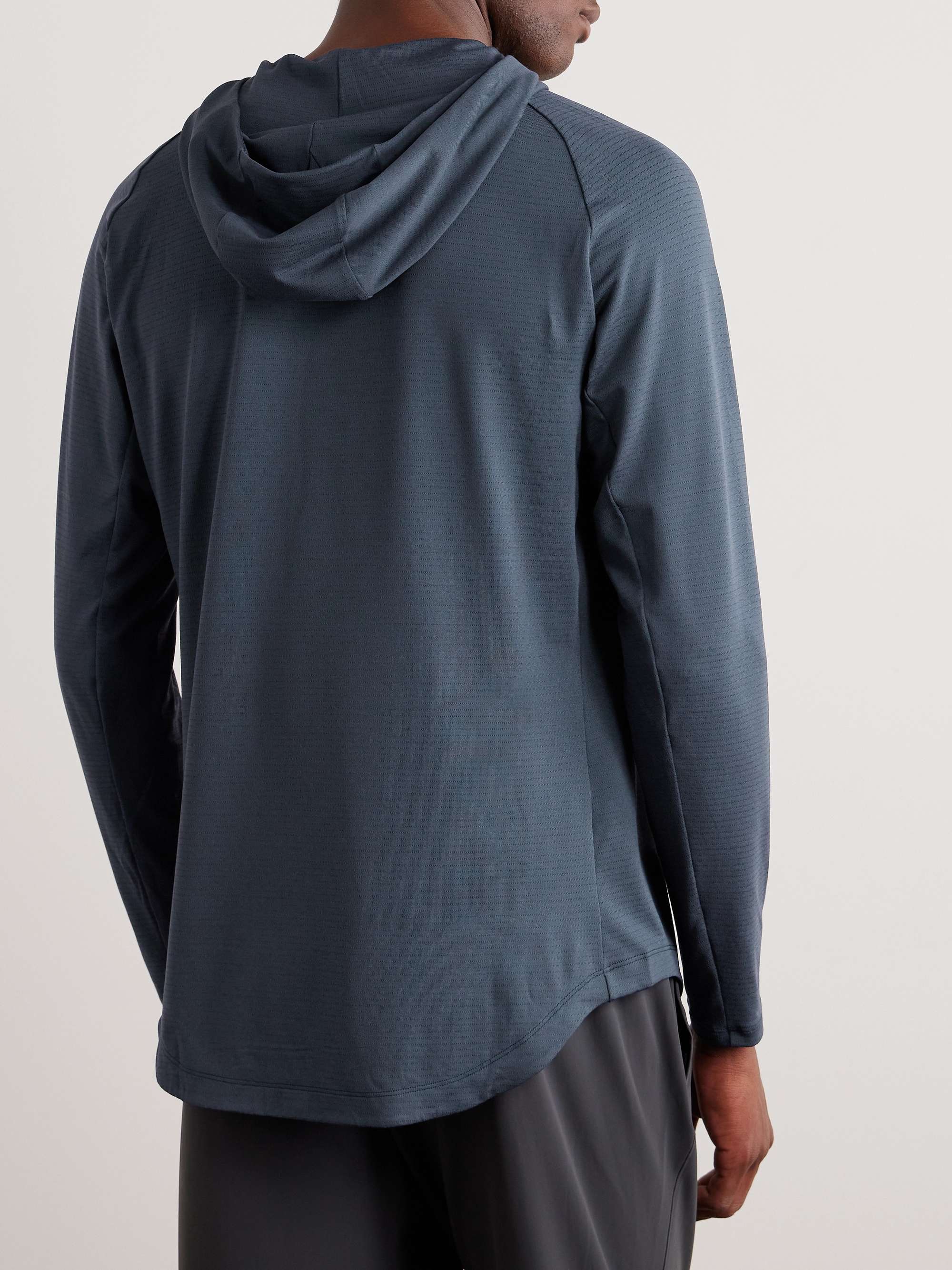 LULULEMON 