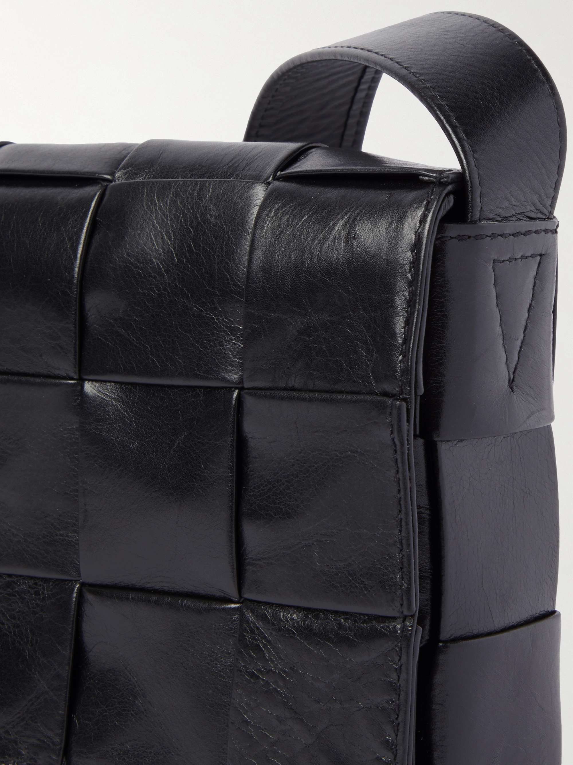 BOTTEGA VENETA Cassette Mini Intrecciato Leather Messenger Bag