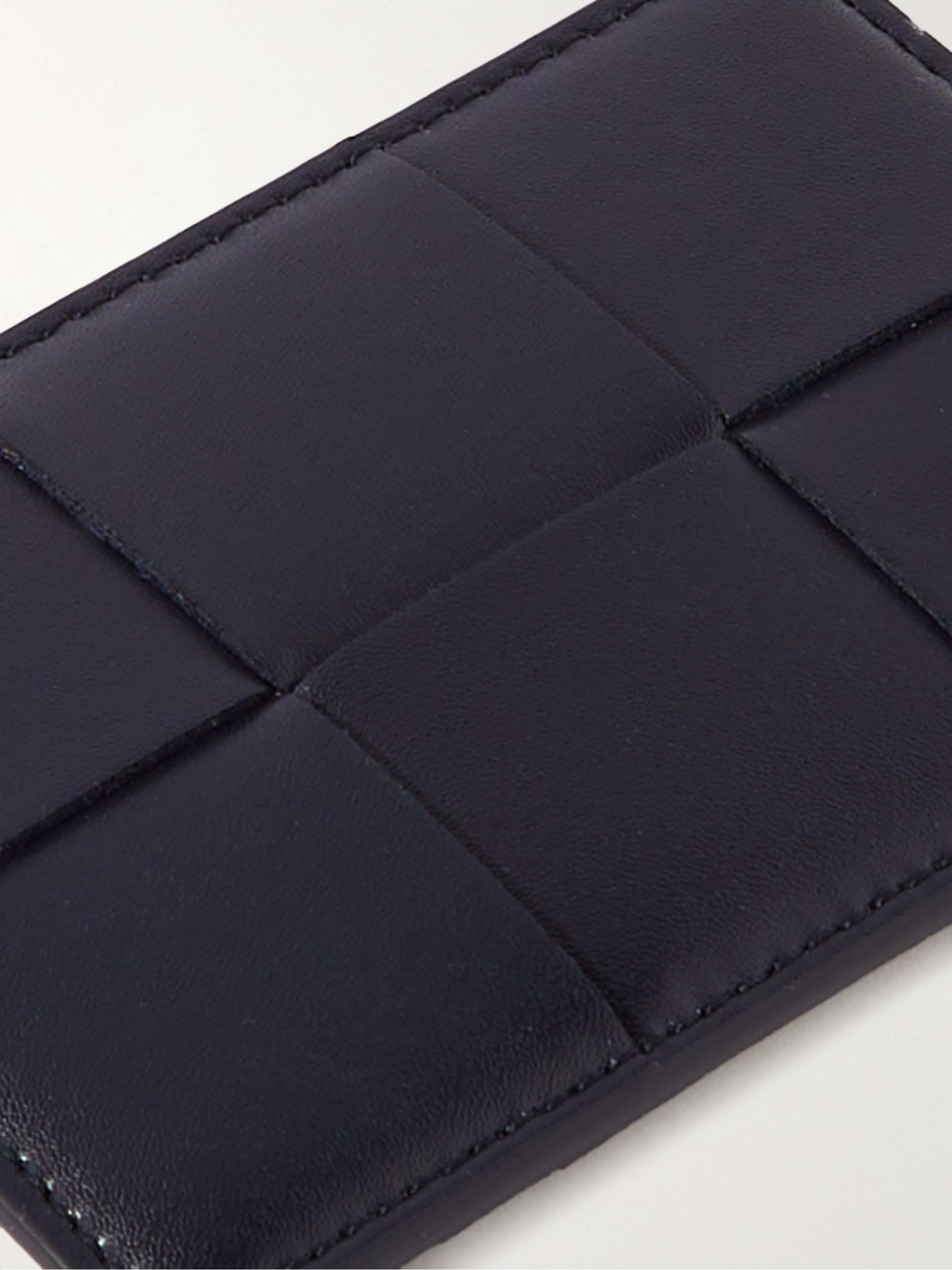 BOTTEGA VENETA حافظة بطاقات Cassette من الجلد بحبكة إنترشياتو