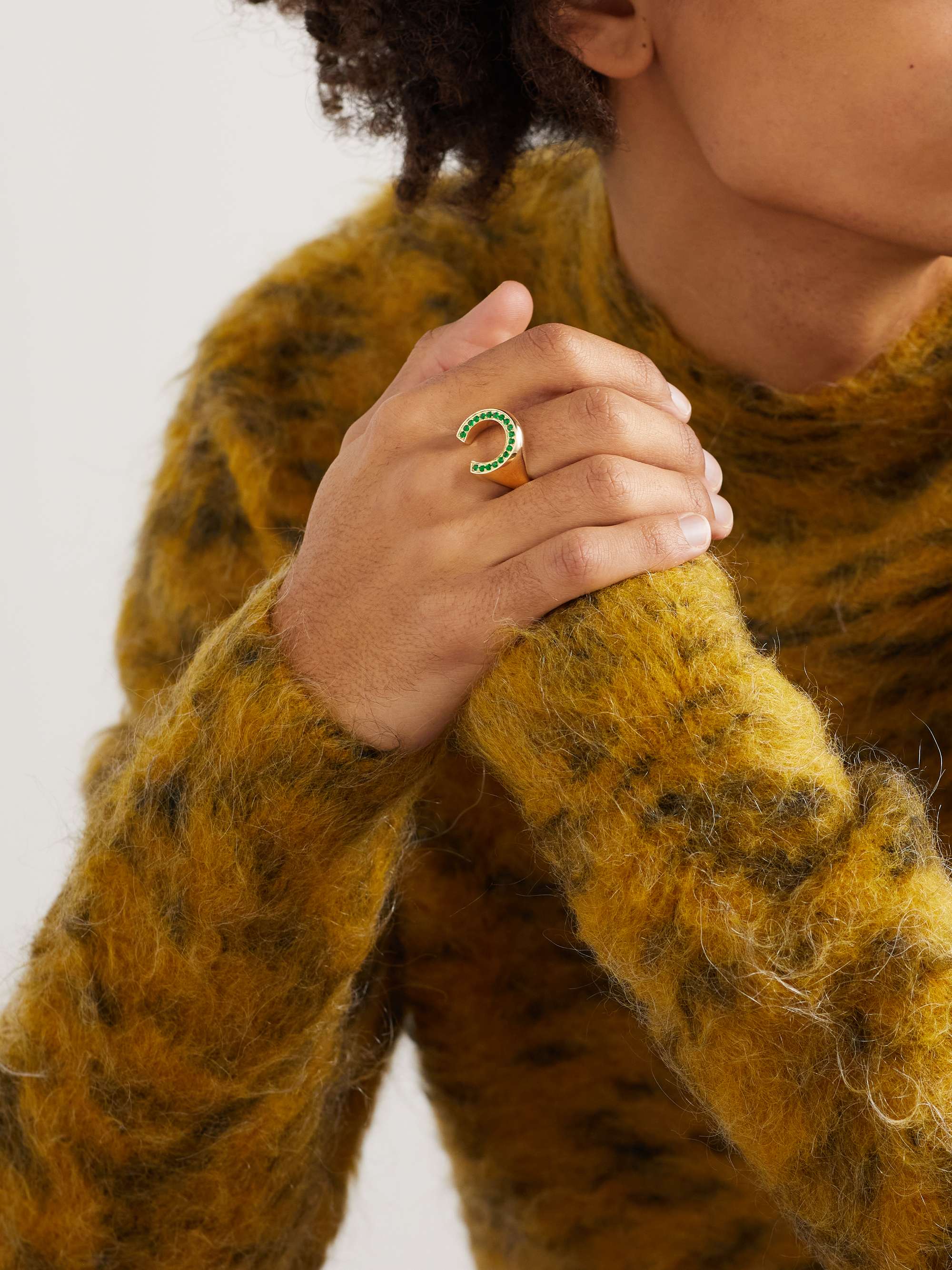 JACQUIE AICHE Horseshoe Gold Emerald Ring