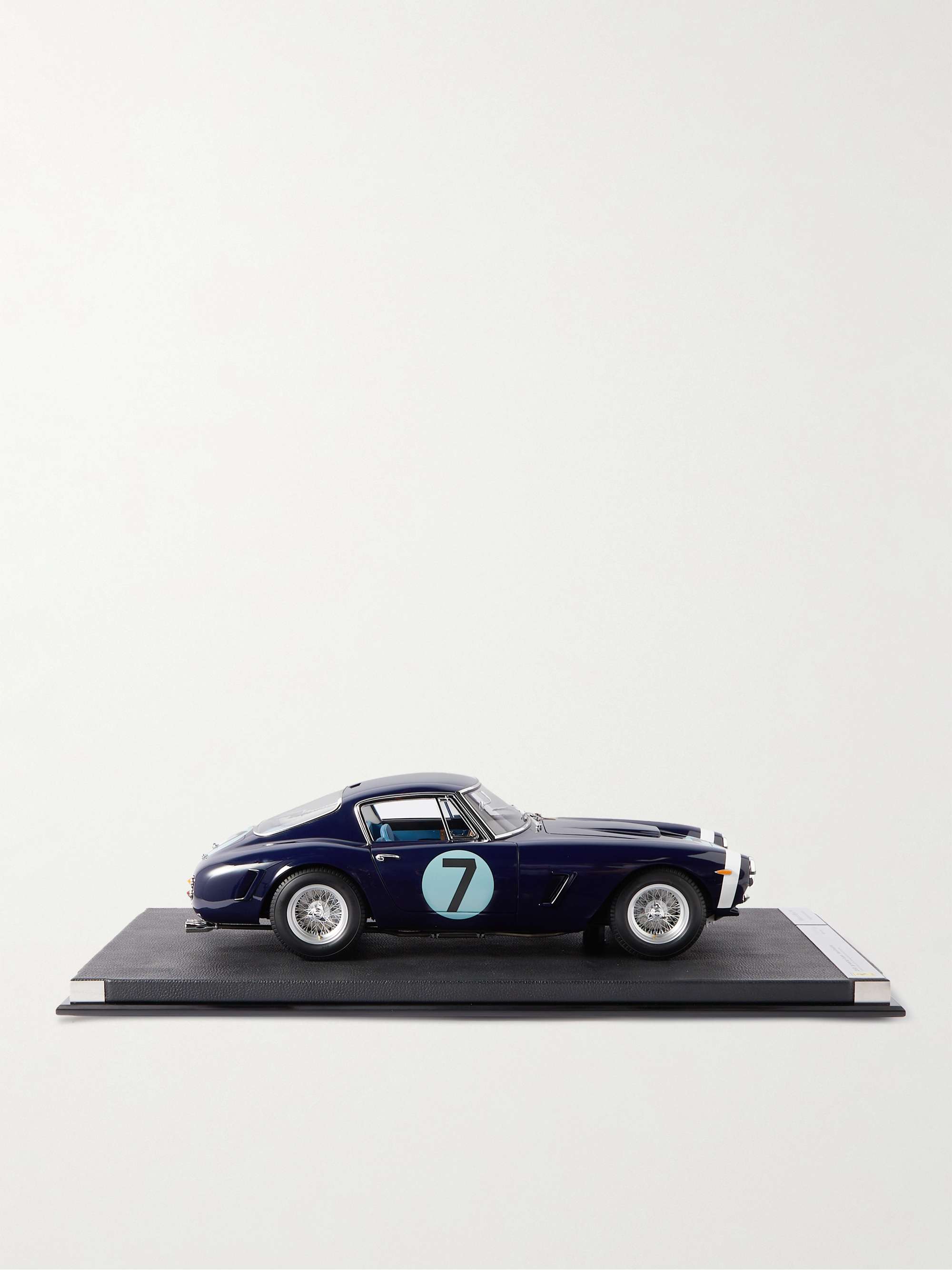 AMALGAM COLLECTION Ferrari 250 GT Berlinetta (1961) Limited Edition 1:8 Model Car