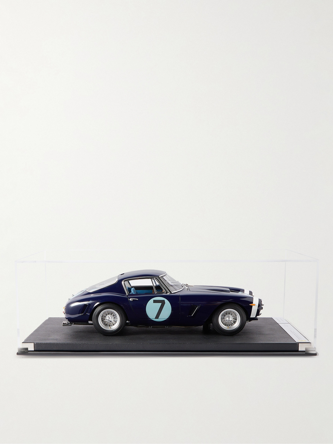 Ferrari 250 GT Berlinetta (1961) Limited Edition 1:8 Model Car