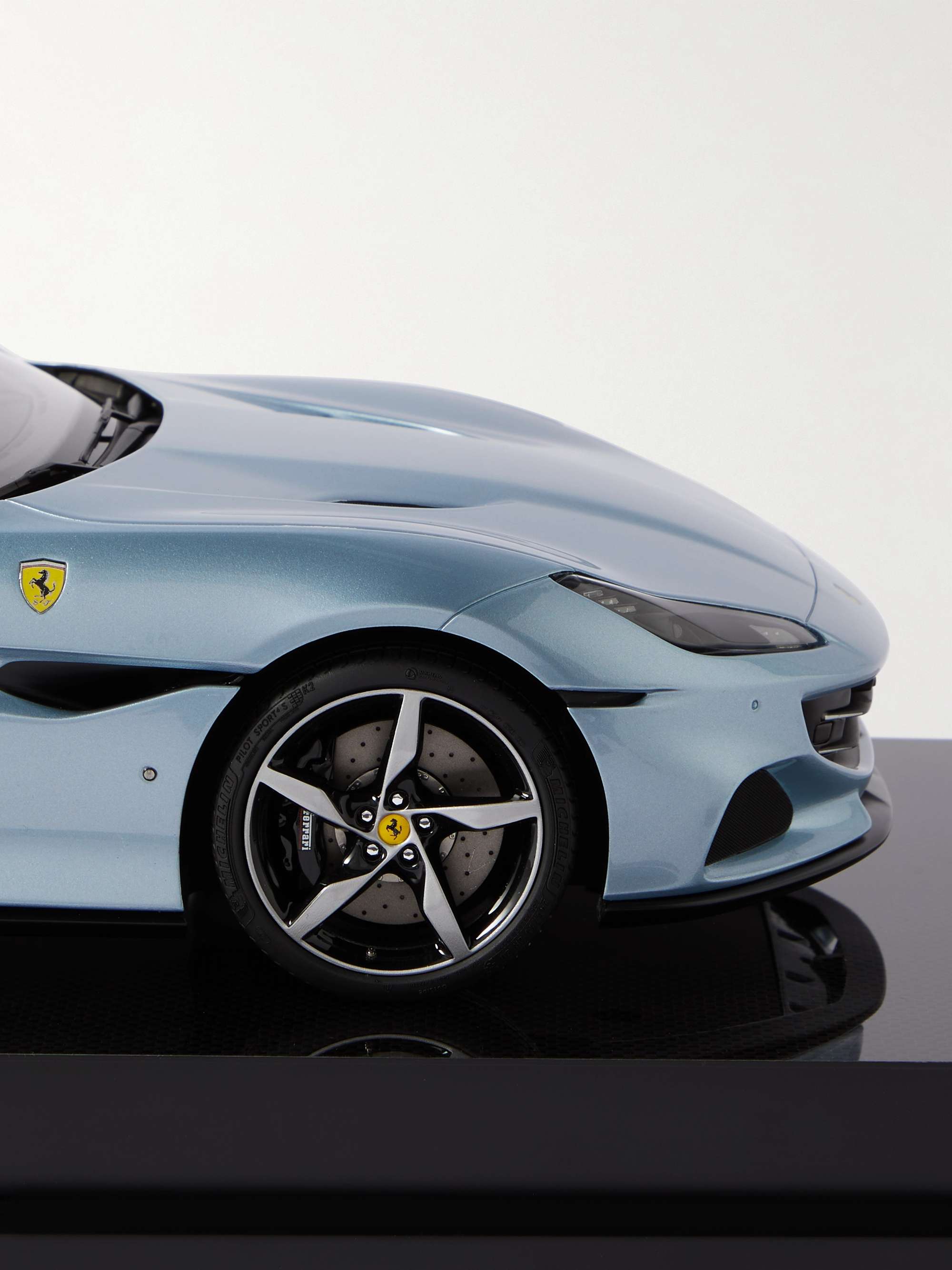 AMALGAM COLLECTION Modellino di auto scala 1:12 Ferrari Portofino M