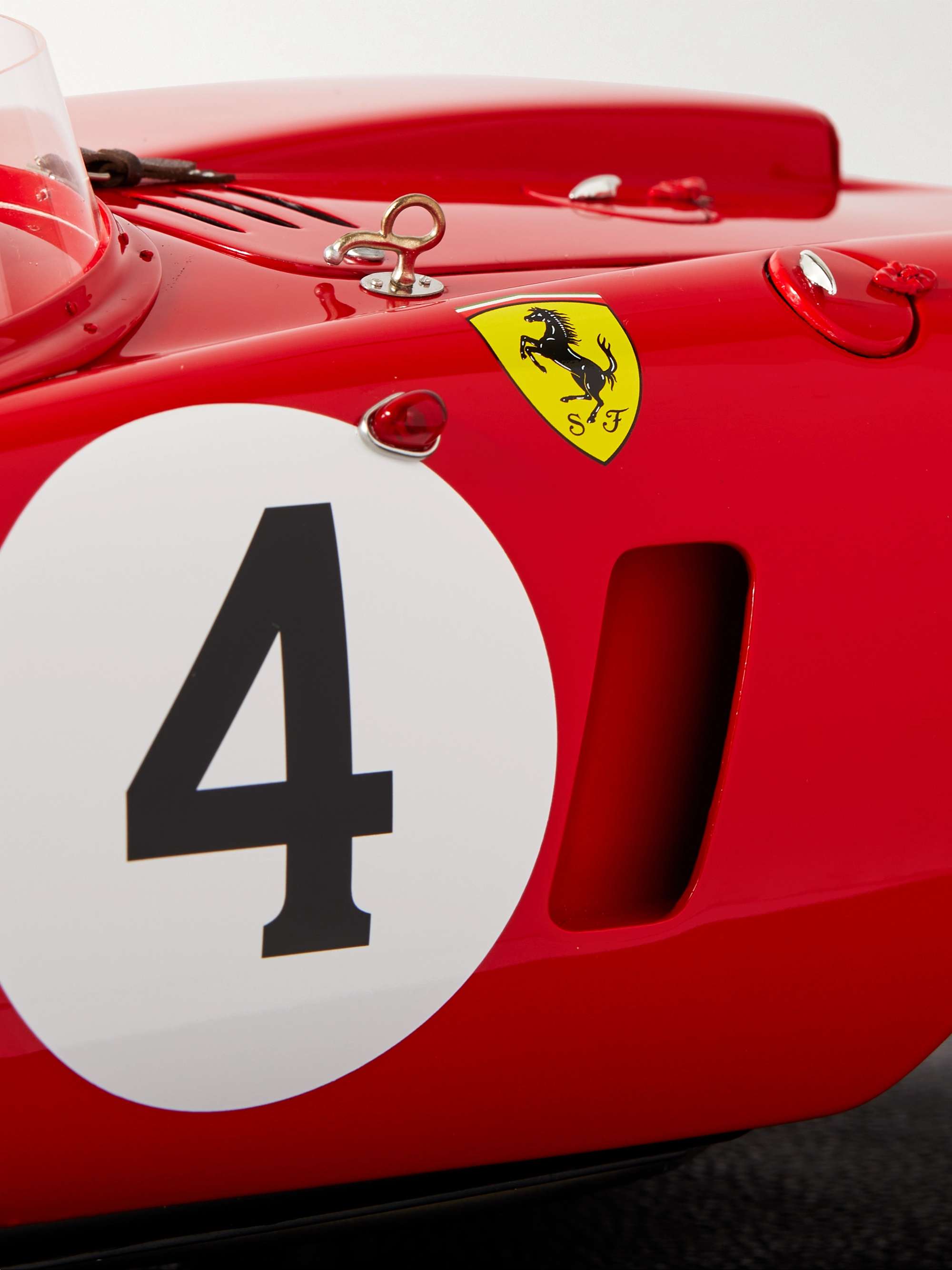 AMALGAM COLLECTION Ferrari 375 Plus Limited Edition 1:8 Model Car