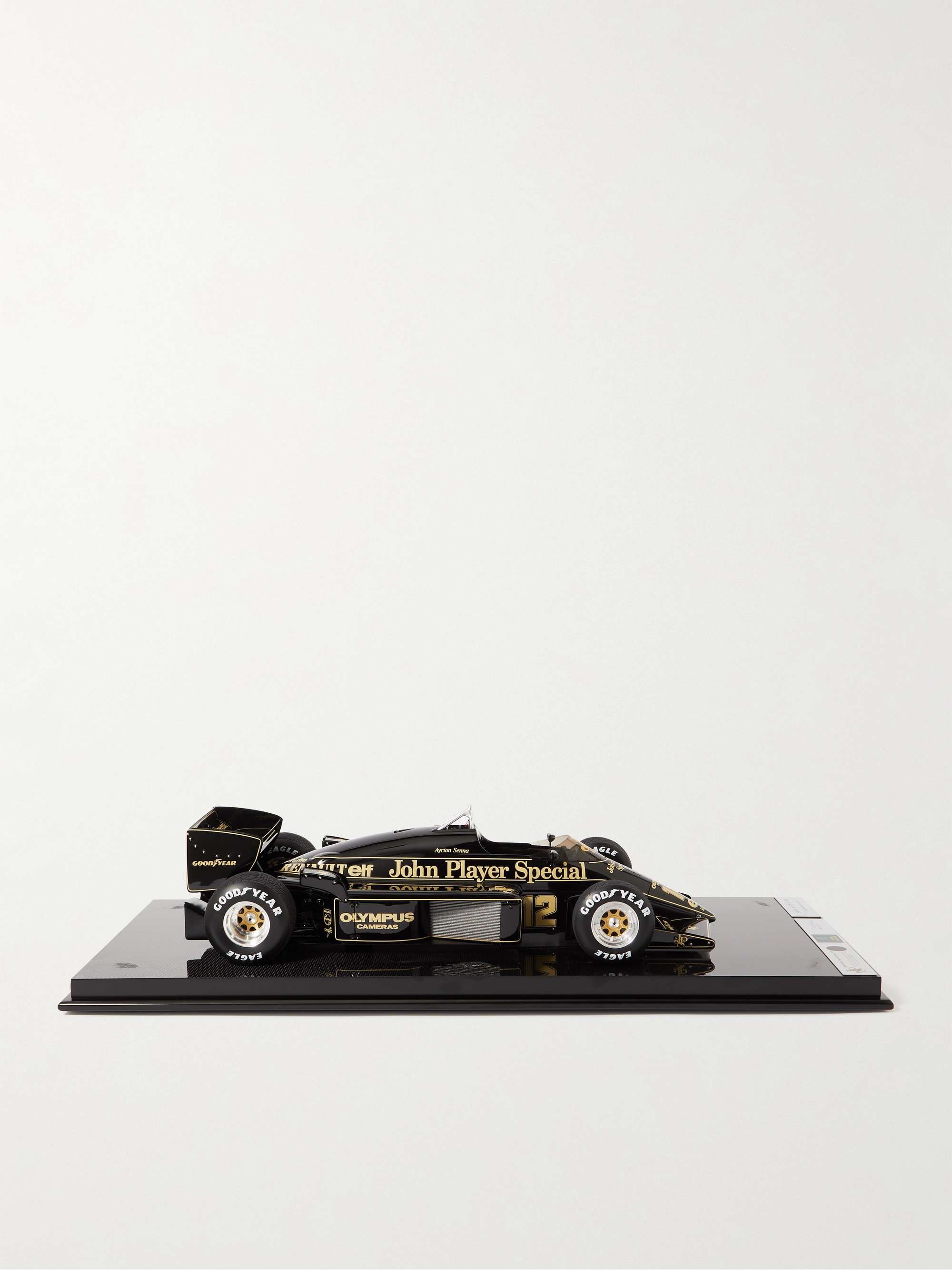 AMALGAM COLLECTION Lotus 97T Portuguese Grand Prix (1985) Limited Edition 1:8 Model Car