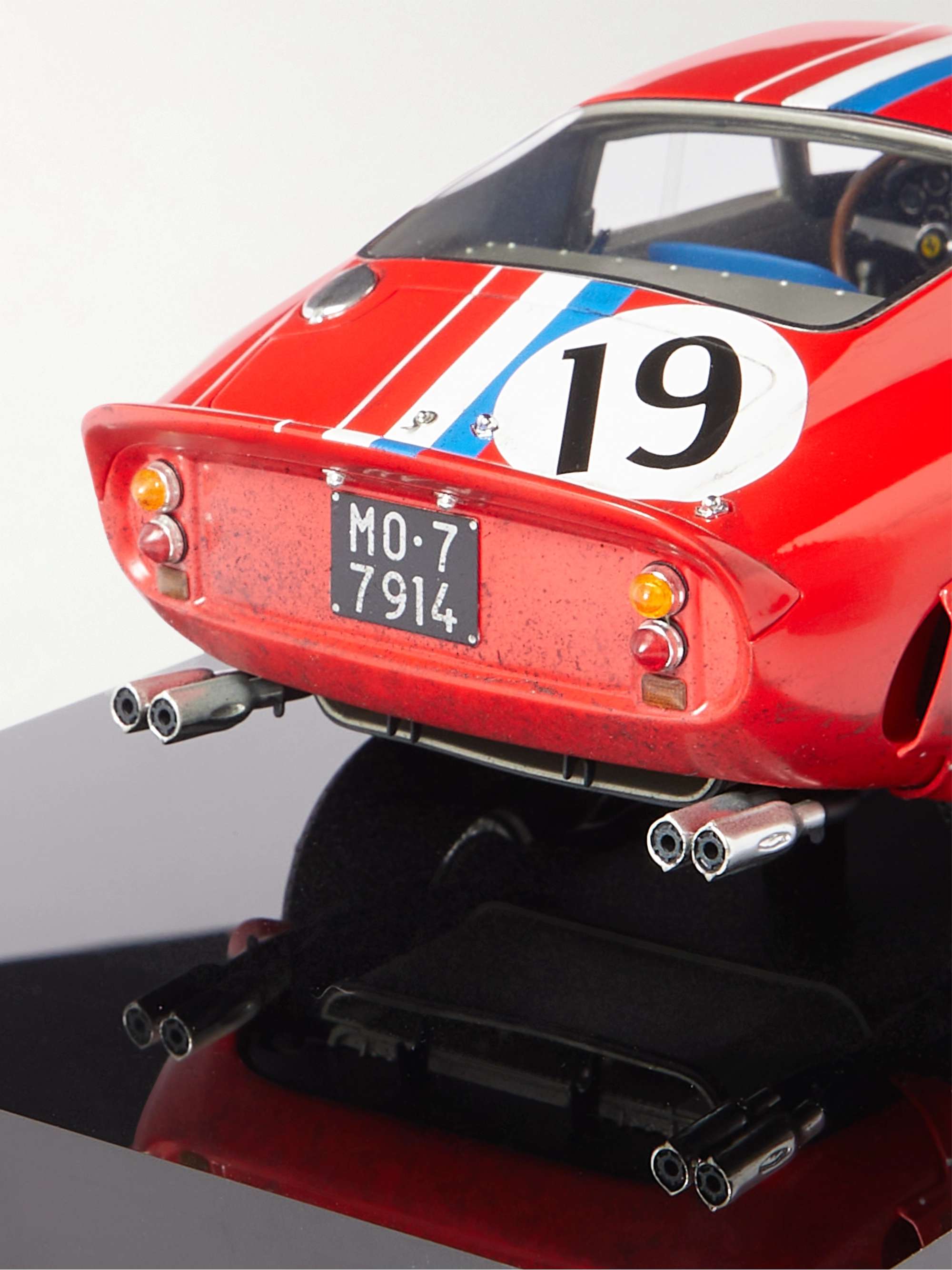 AMALGAM COLLECTION Ferrari 250 GTO LeMans (1962) 1:18 Model Car