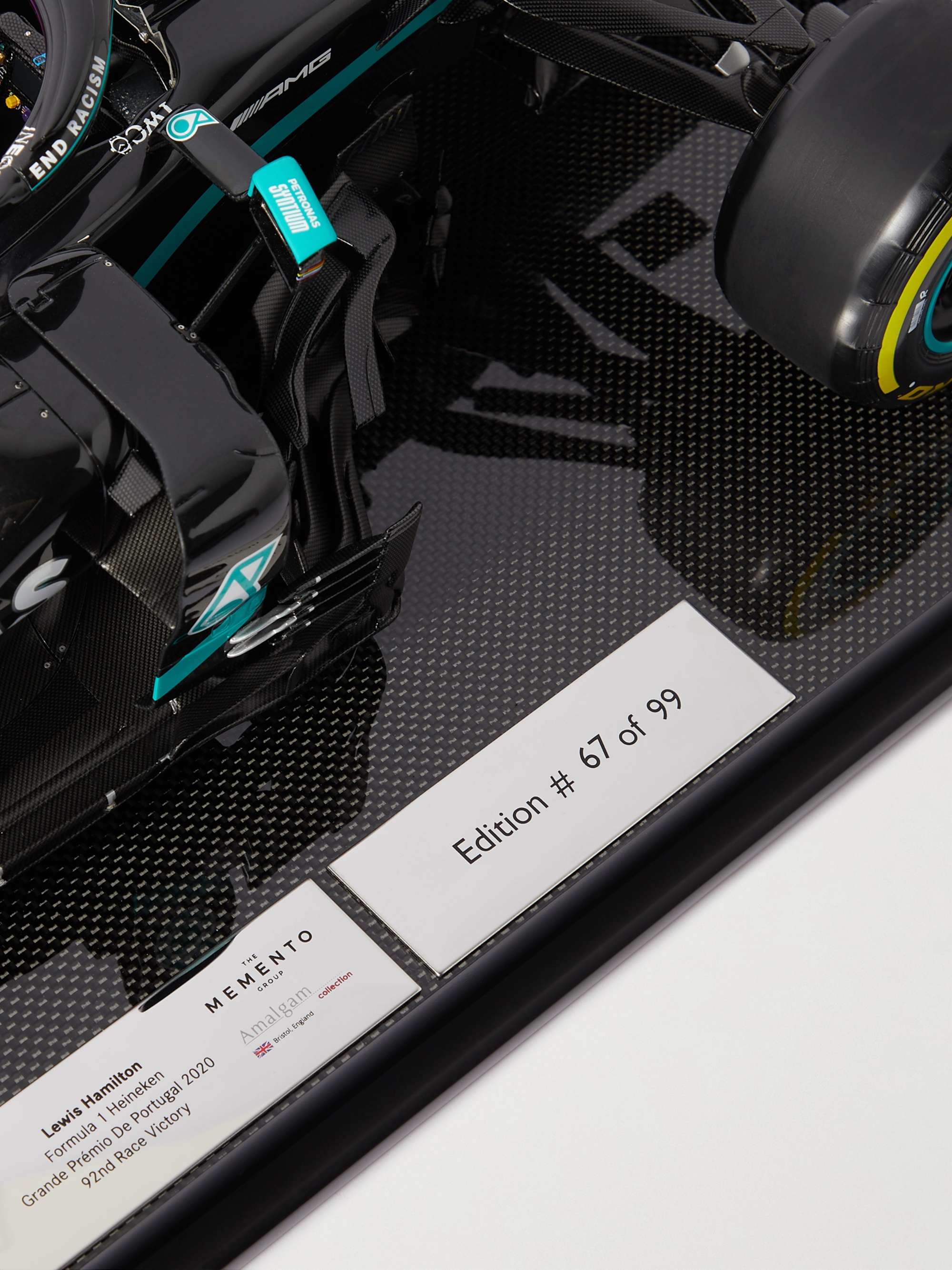 AMALGAM COLLECTION Mercedes AMG F1 Lewis Hamilton W11 EQ Performance (2020) 1:8 Model Car
