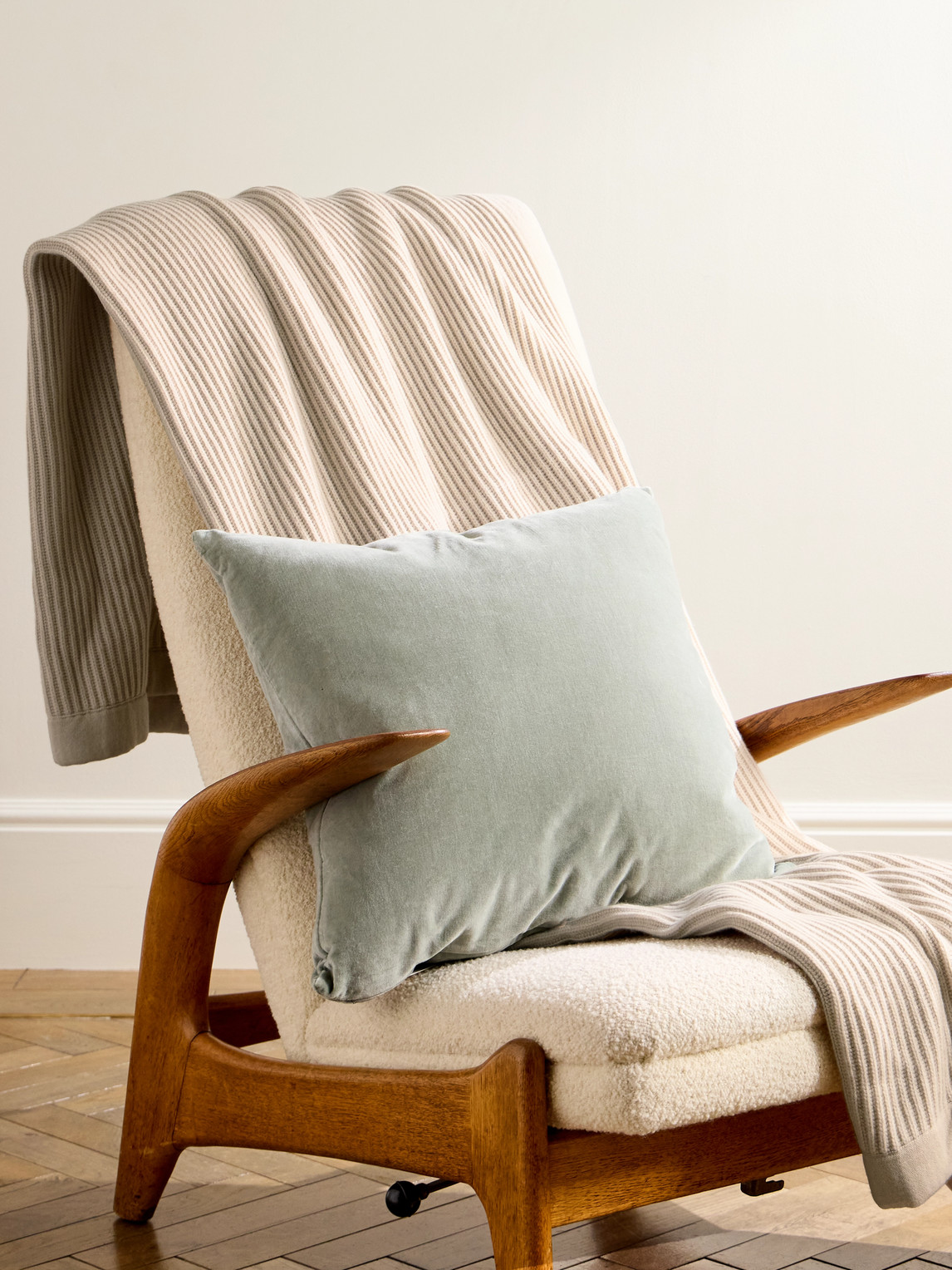 Brunello Cucinelli Ribbed Cashmere Blanket In Neutral