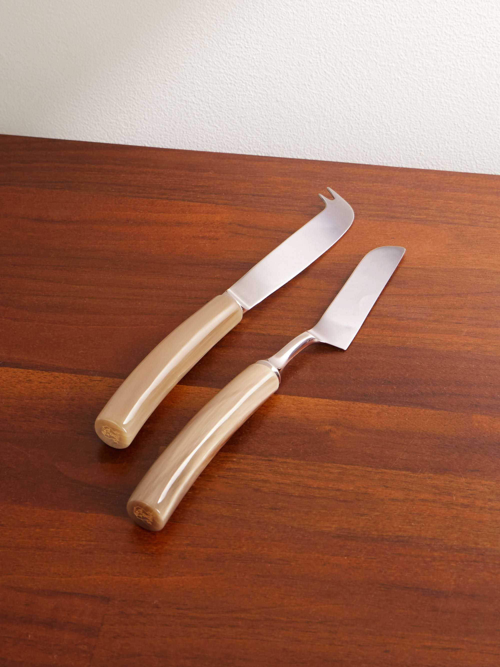 BRUNELLO CUCINELLI Set of Two Horn and Stainless Steel Cheese