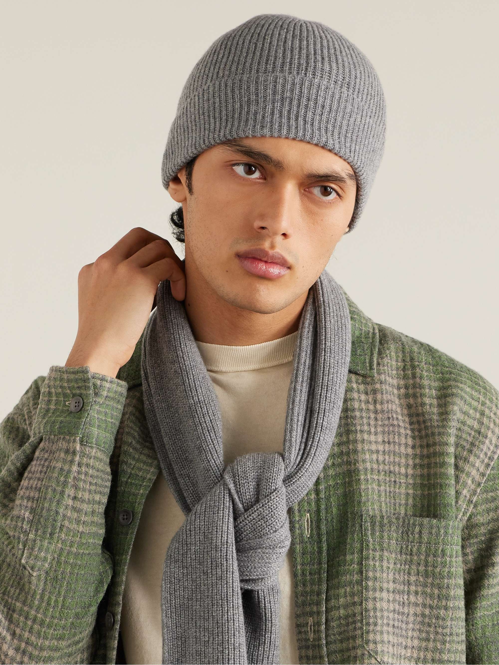 MR P. Ribbed Cashmere Beanie