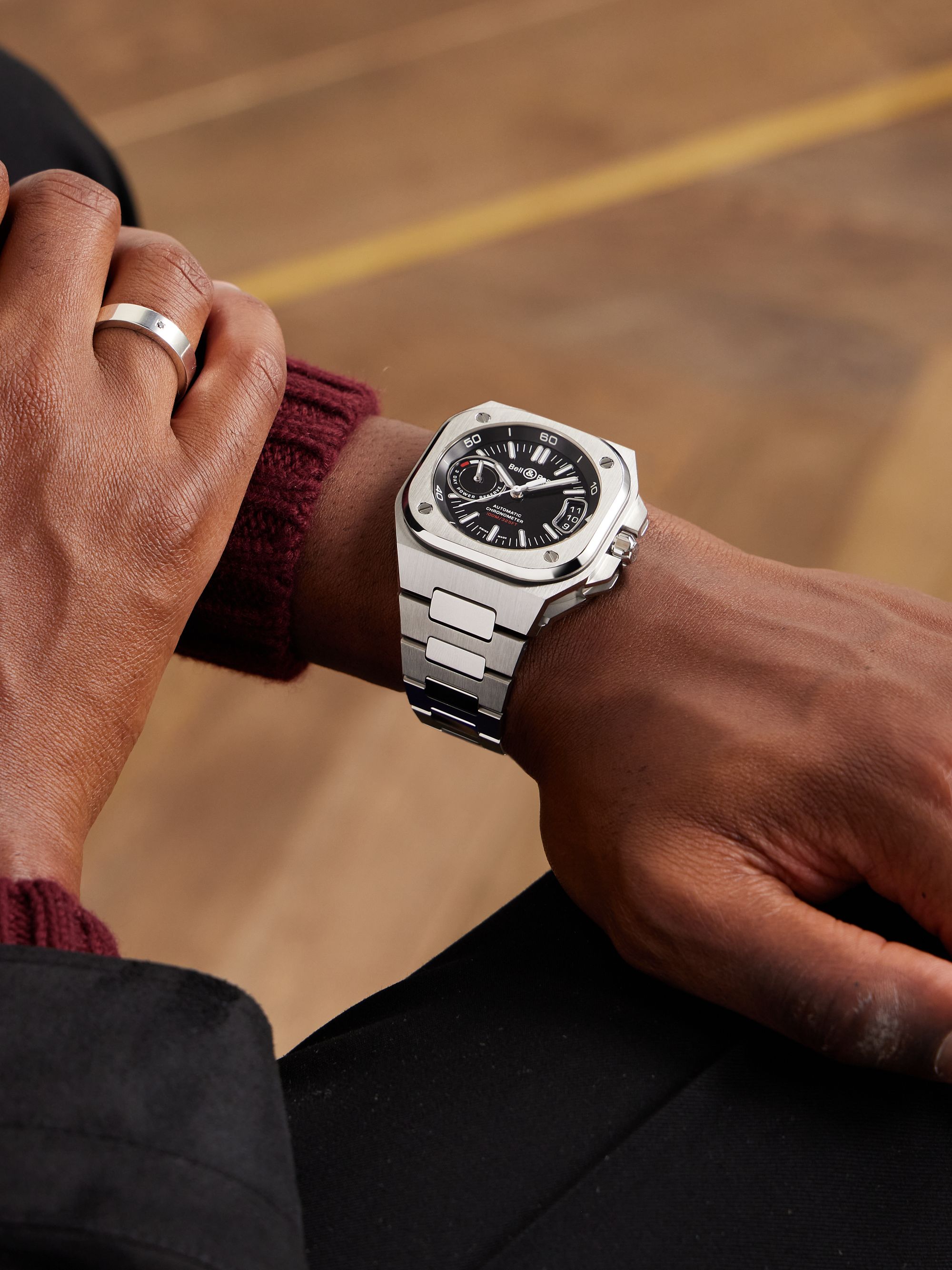 BELL & ROSS 