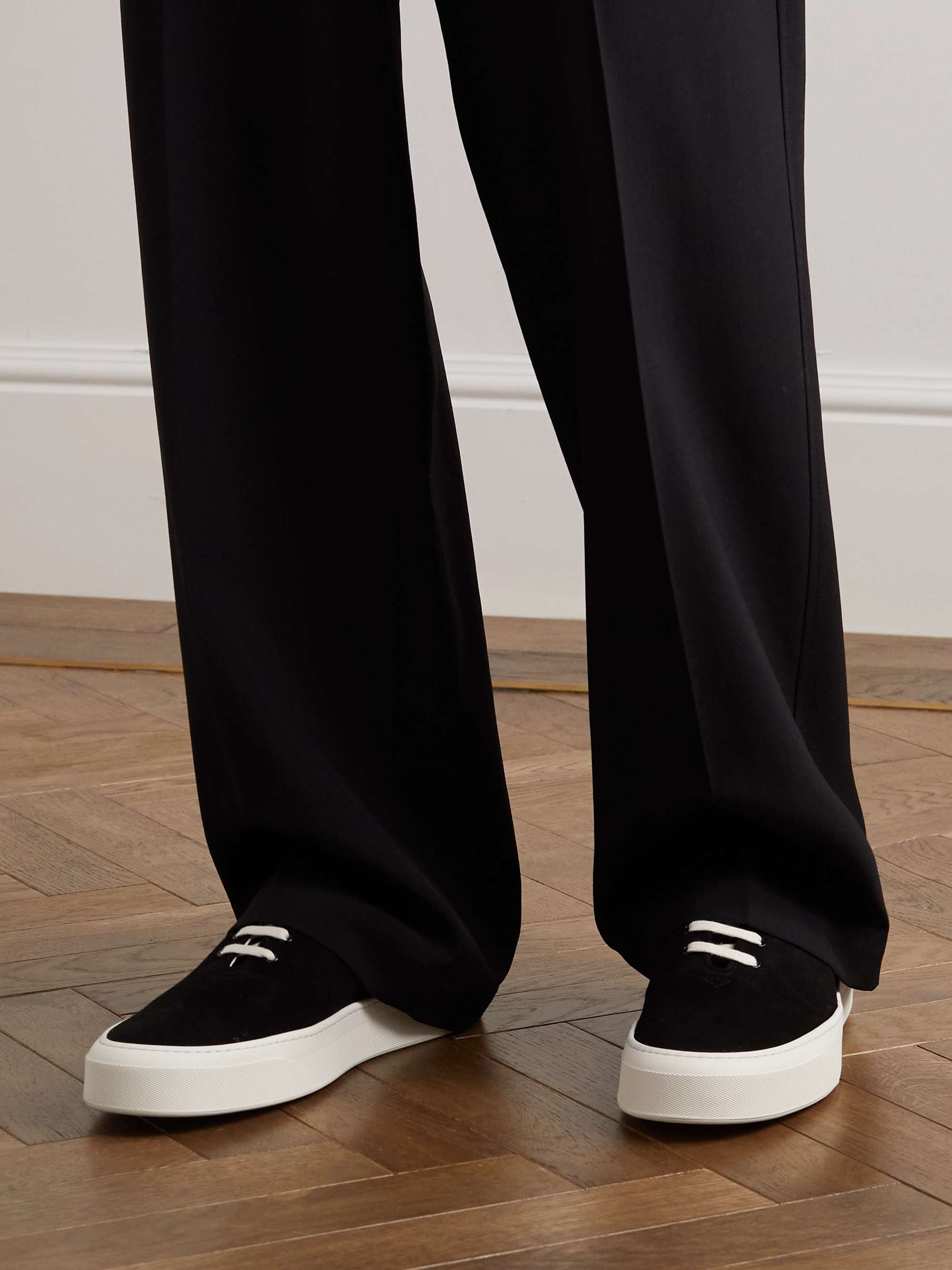 COMMON PROJECTS Suede Sneakers