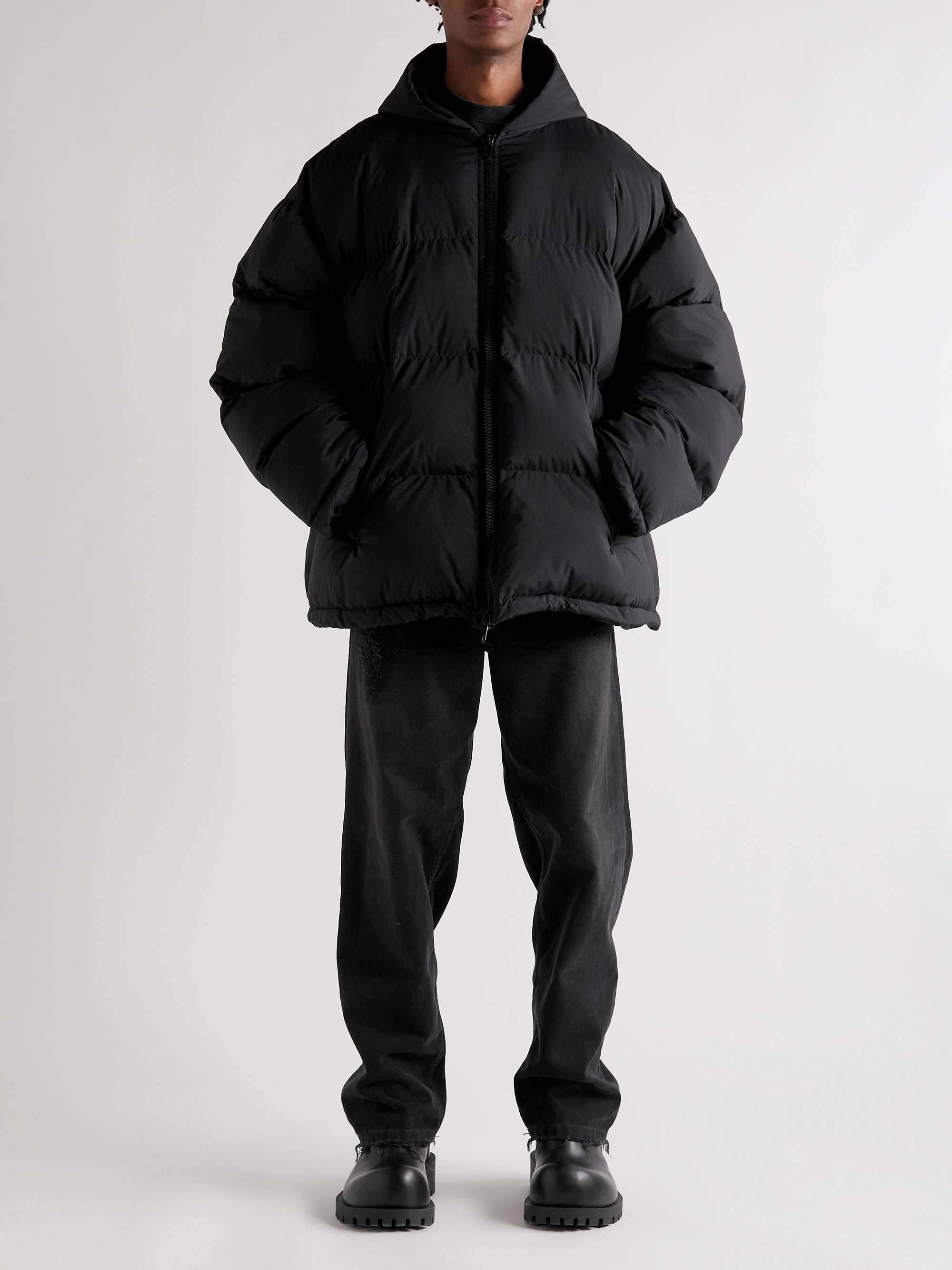 Quilted Puffer Jacket in Black - Balenciaga