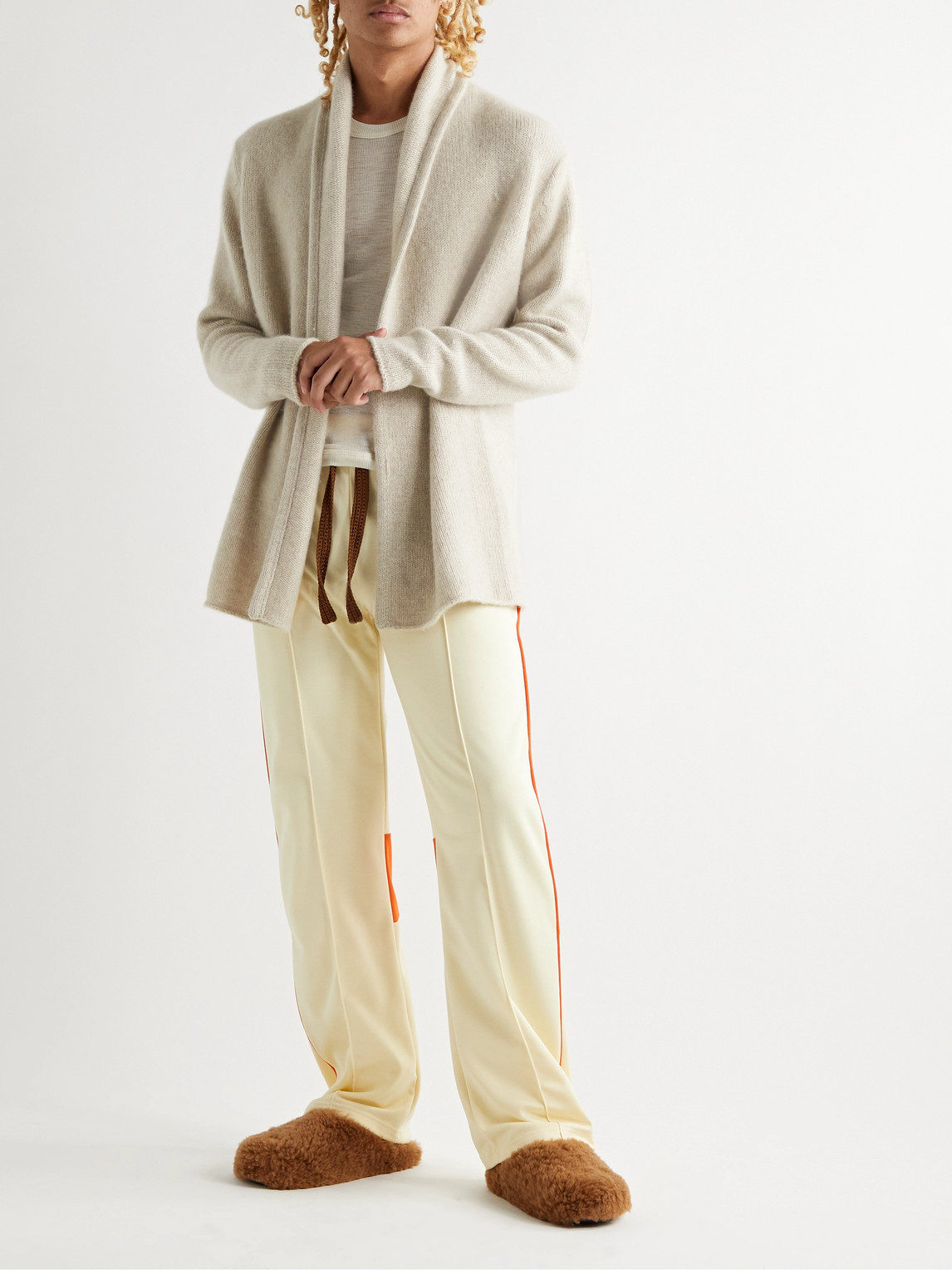 Shop The Elder Statesman Shawl-collar Cashmere Cardigan In Neutrals