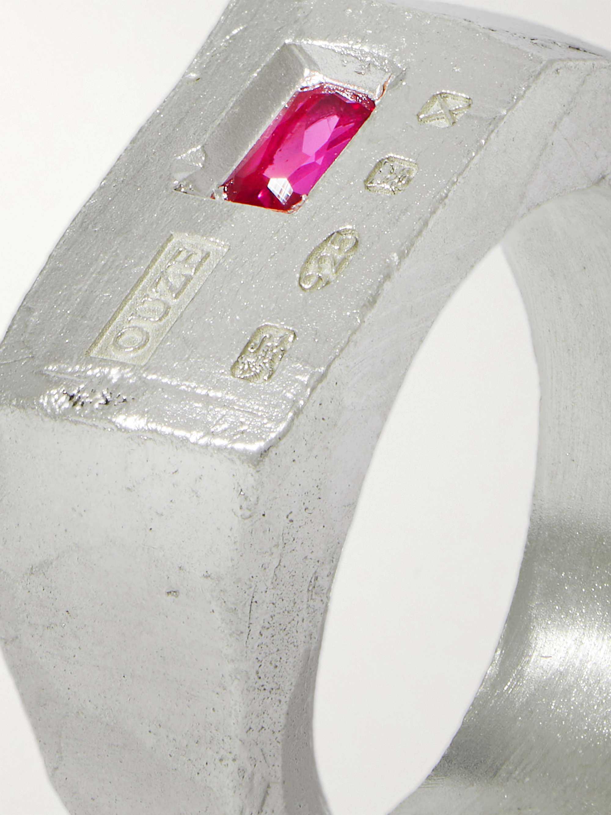 THE OUZE Sterling Silver Laboratory-Grown Ruby Signet Ring