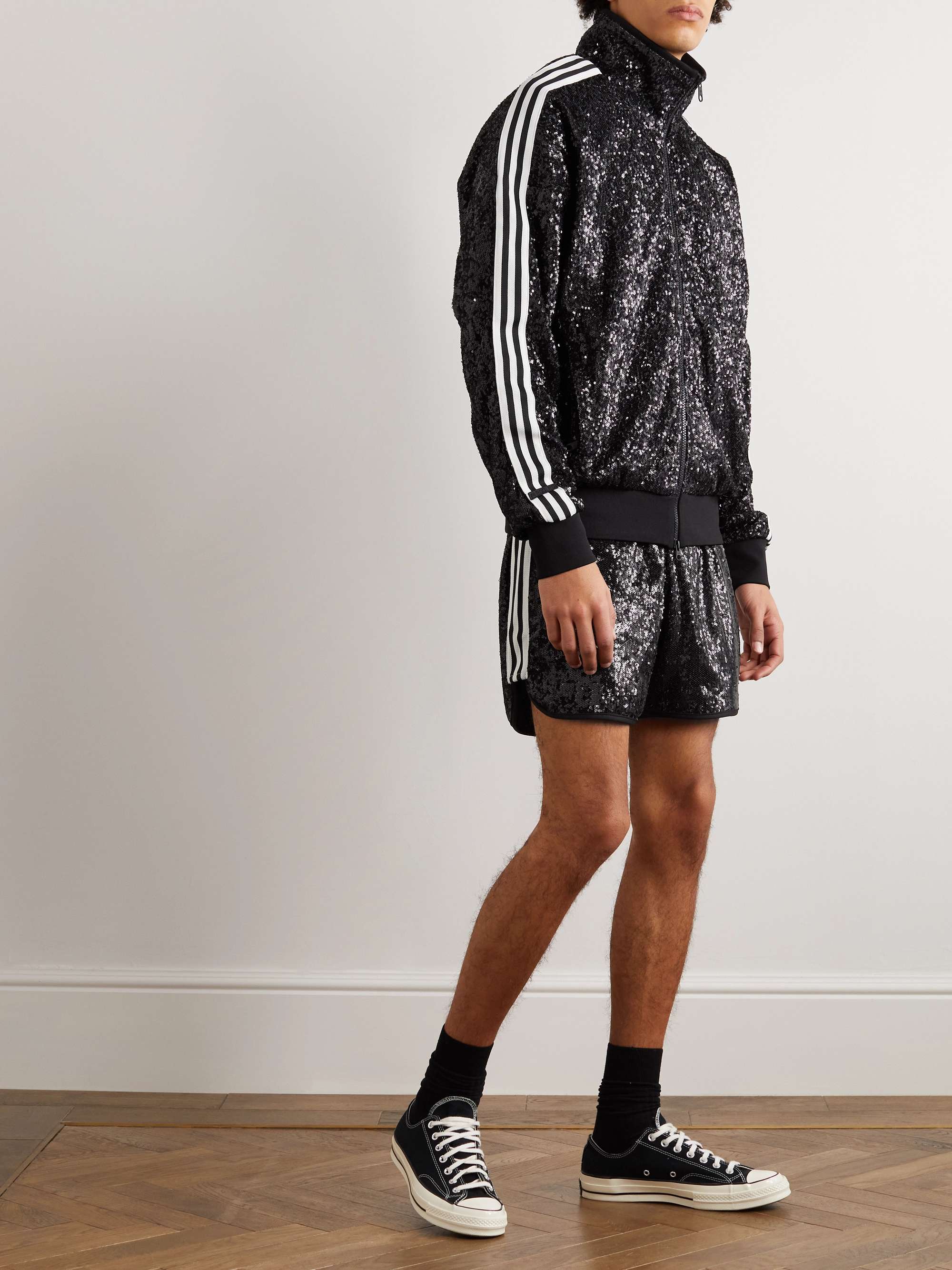 ADIDAS ORIGINALS Gerade geschnittene Shorts aus recyceltem Shell mit Pailletten und Streifen