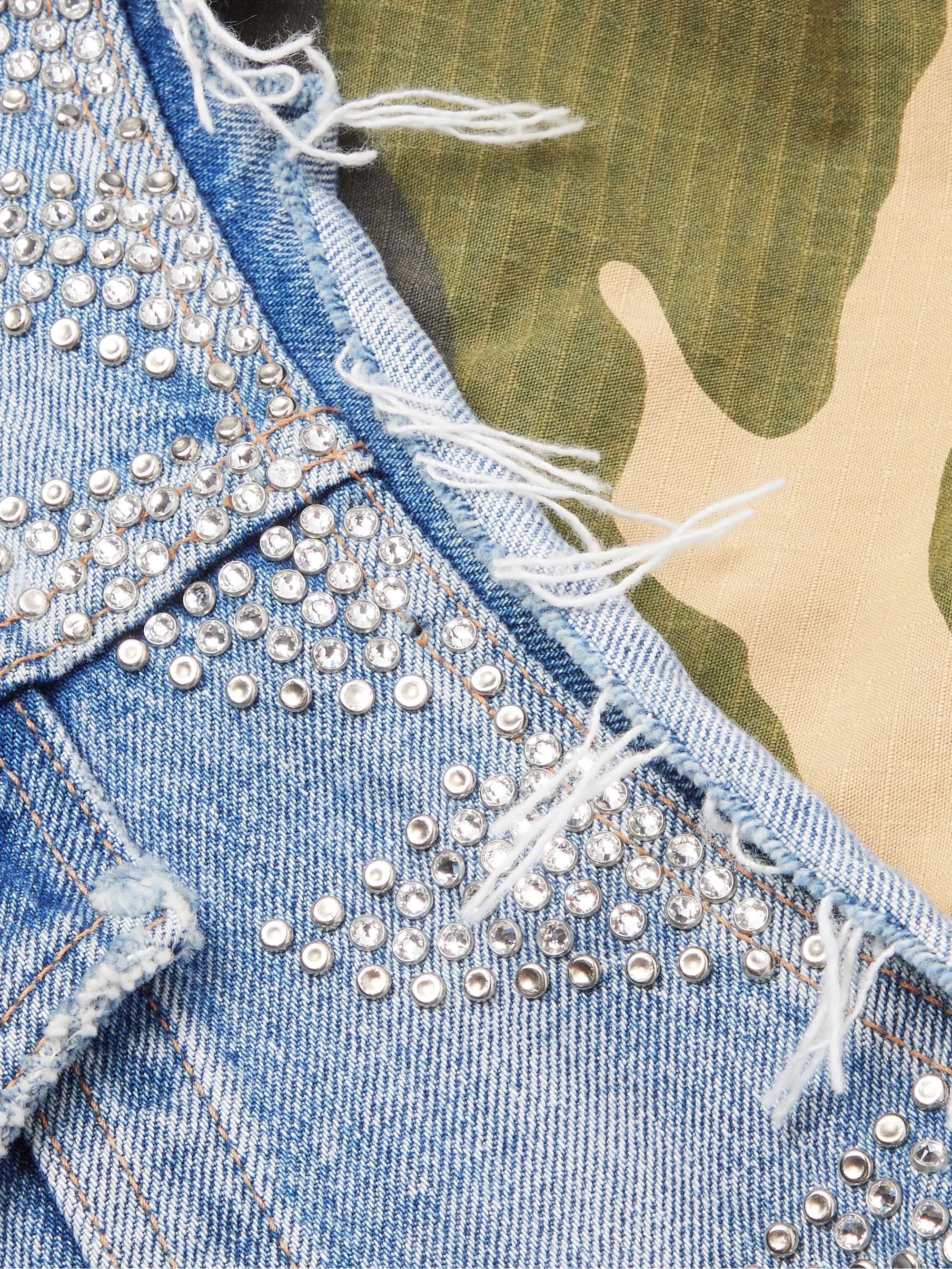 CELINE HOMME Jacke aus Denim mit Distressed-Details und Verzierung sowie Ripstop mit Camouflage-Print