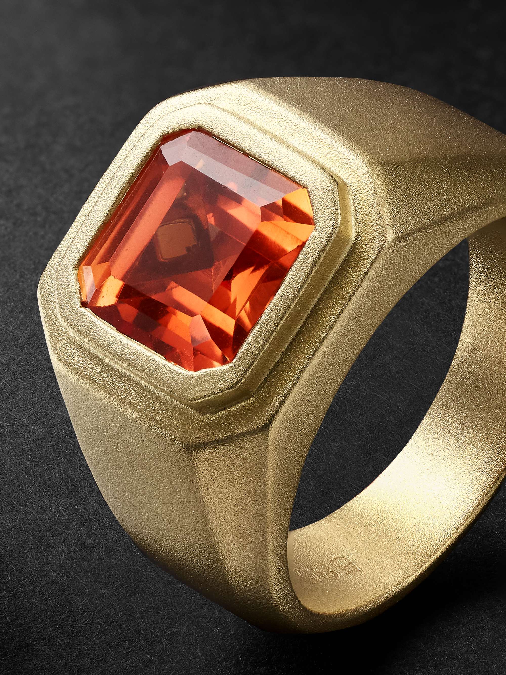 42 SUNS Medium 14-Karat Blackened Gold Laboratory-Grown Sapphire Ring