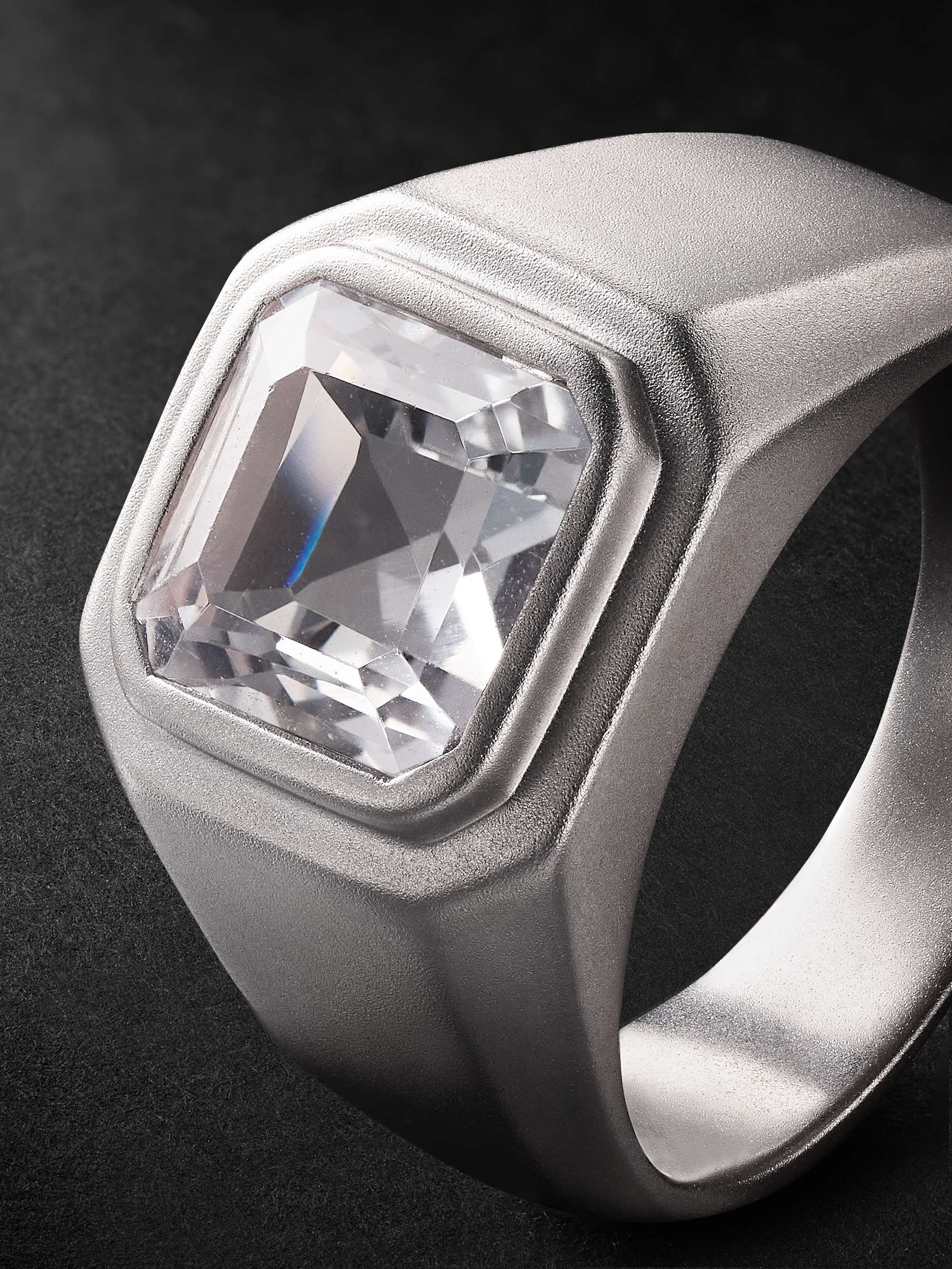42 SUNS Medium 14-Karat White Gold Topaz Ring